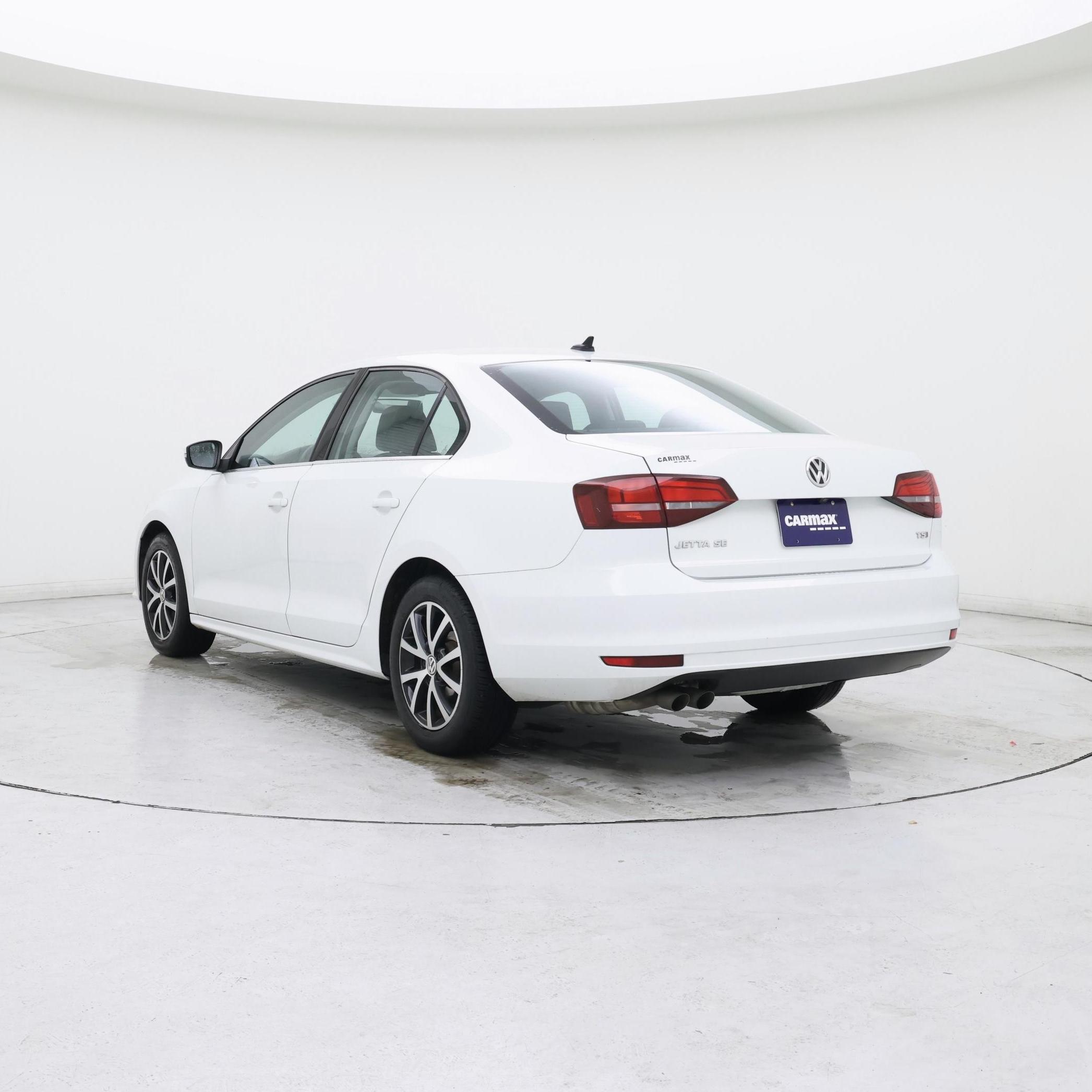 Thumbnail: 2017 Volkswagen Jetta - 2