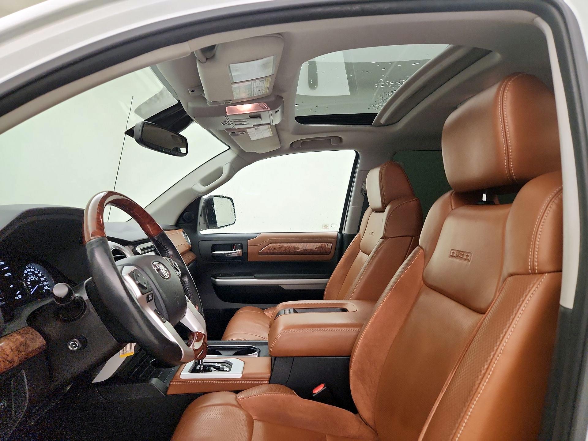 Thumbnail: 2019 Toyota Tundra - 19