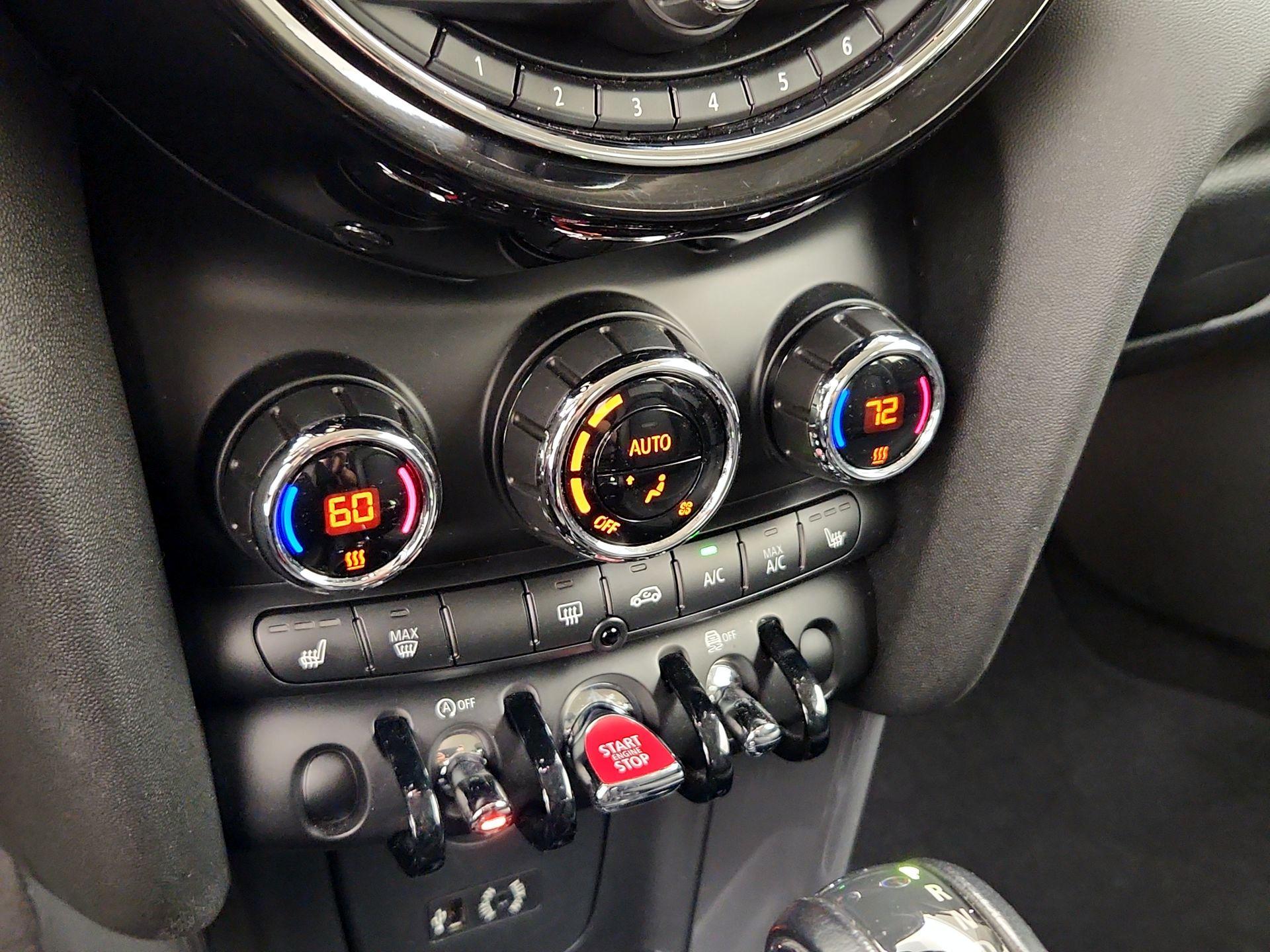 Thumbnail: 2018 MINI Cooper Hardtop - 16