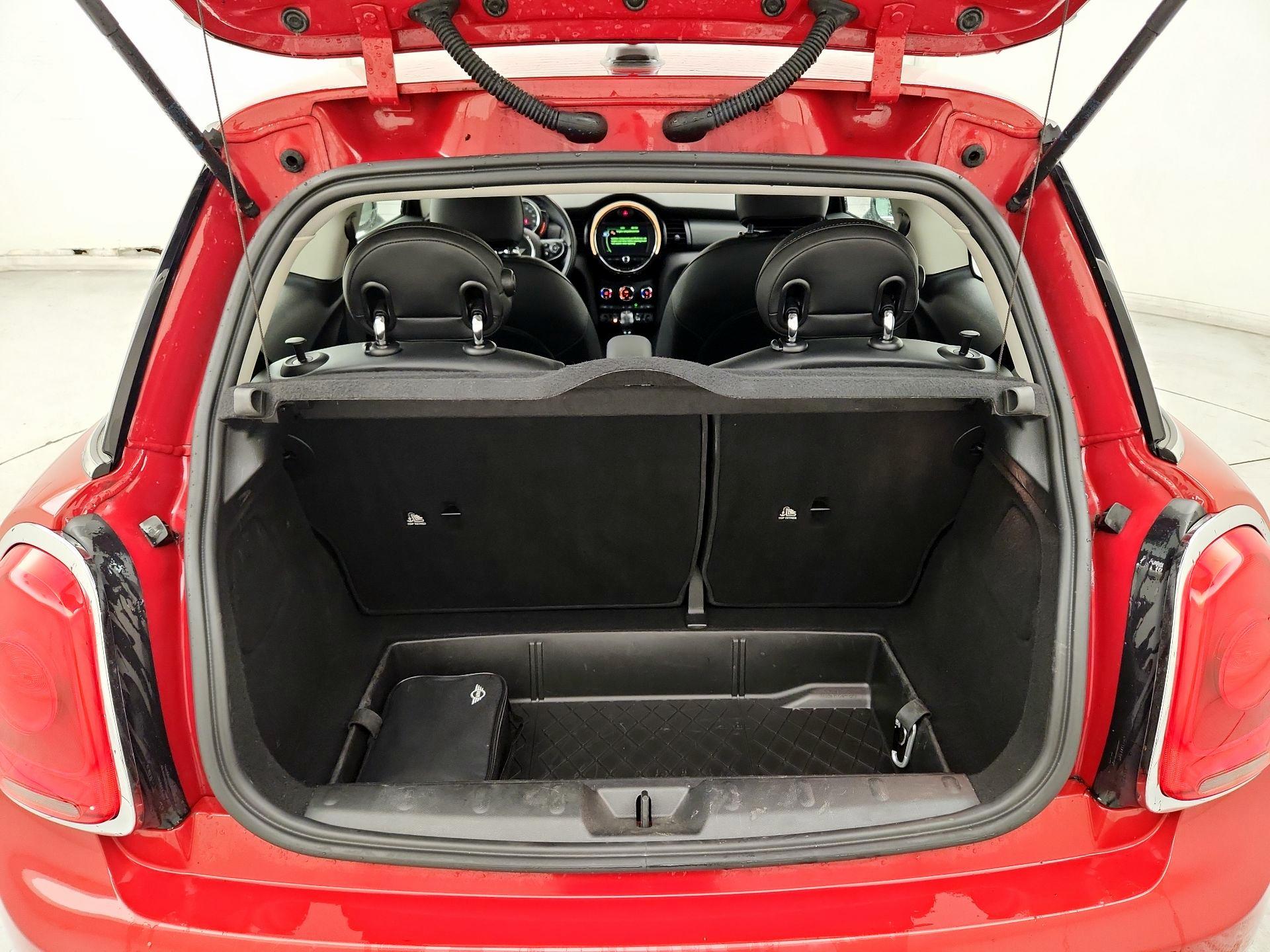 Thumbnail: 2018 MINI Cooper Hardtop - 20