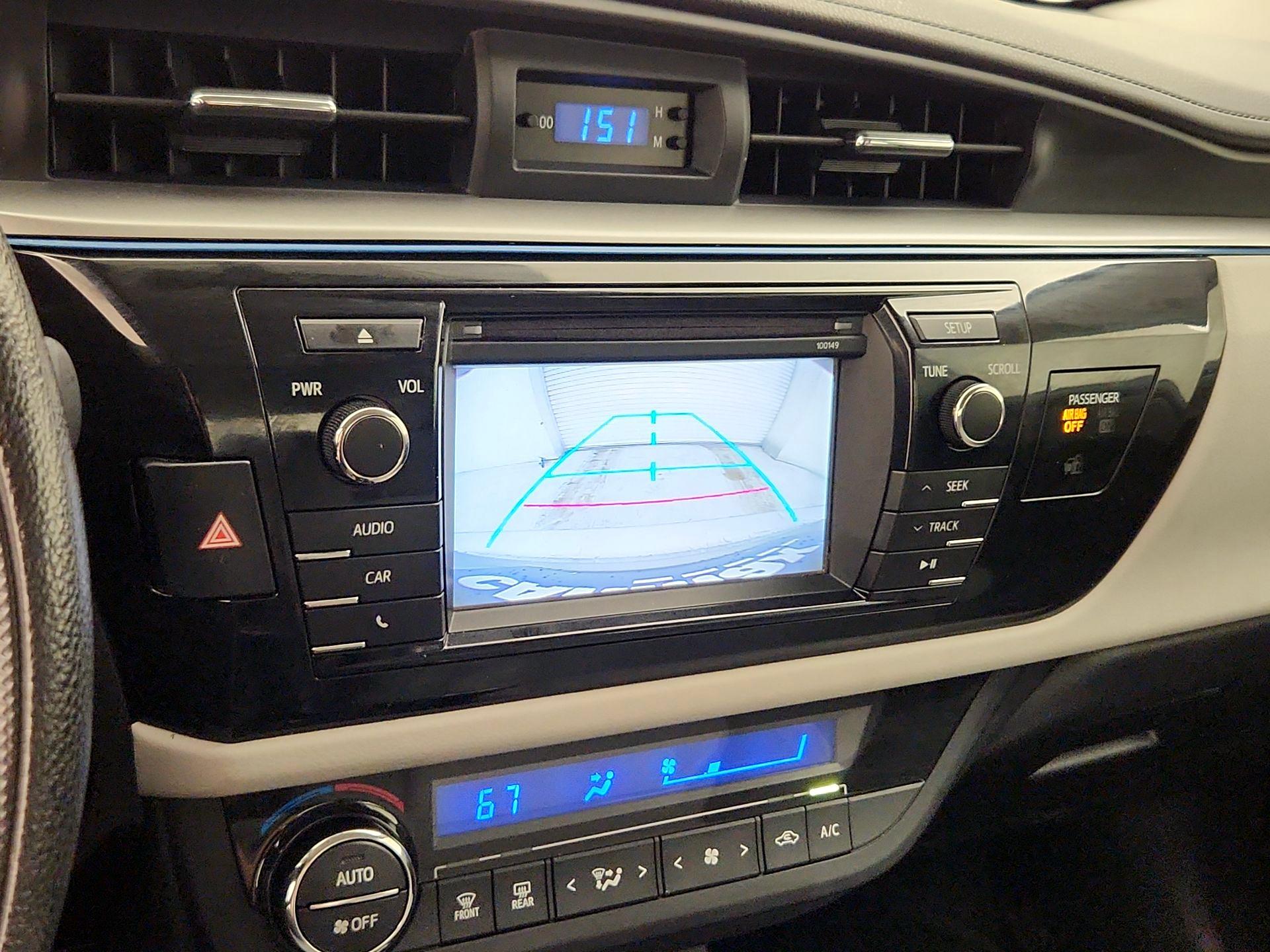 Thumbnail: 2015 Toyota Corolla - 14