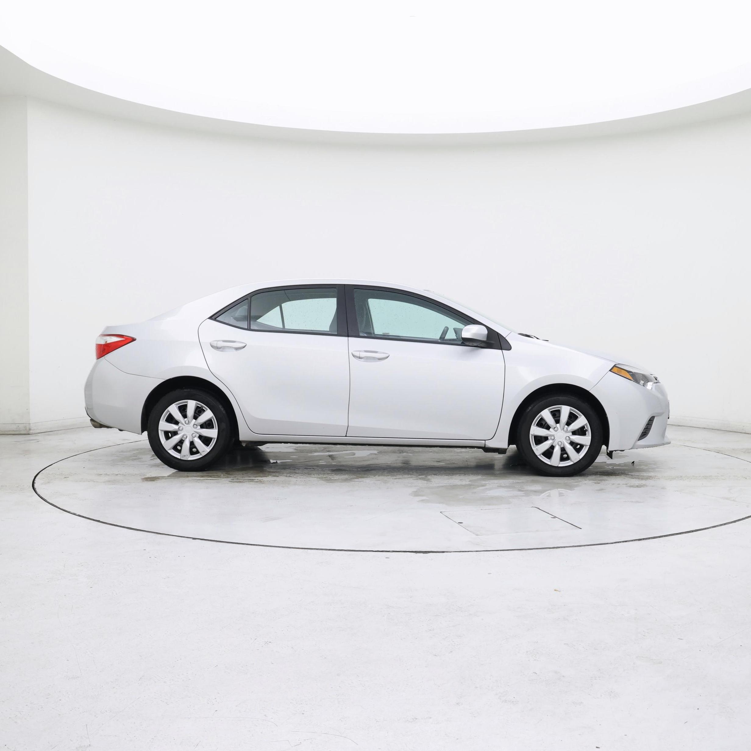 Thumbnail: 2015 Toyota Corolla - 7