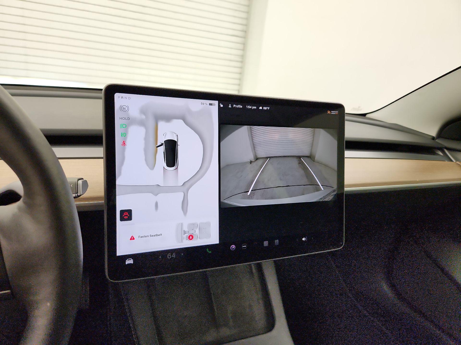 Thumbnail: 2022 Tesla Model 3 - 14