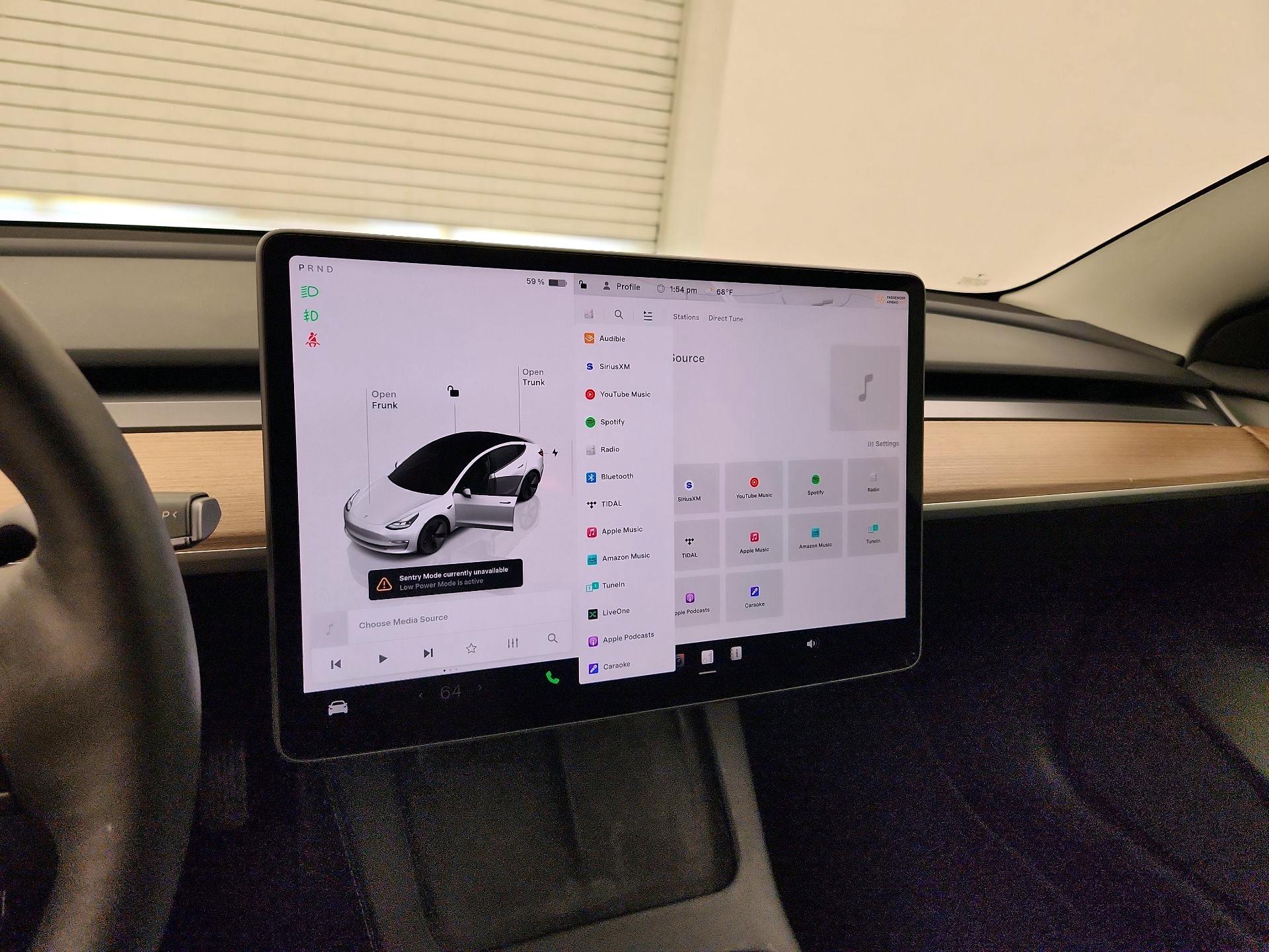 Thumbnail: 2022 Tesla Model 3 - 15