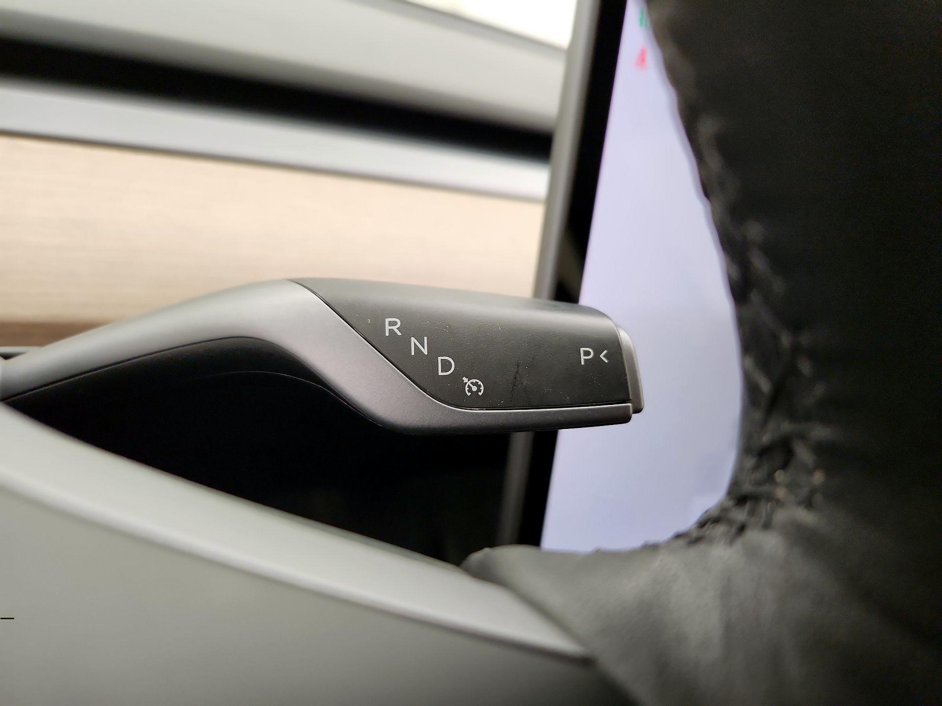 Thumbnail: 2022 Tesla Model 3 - 17