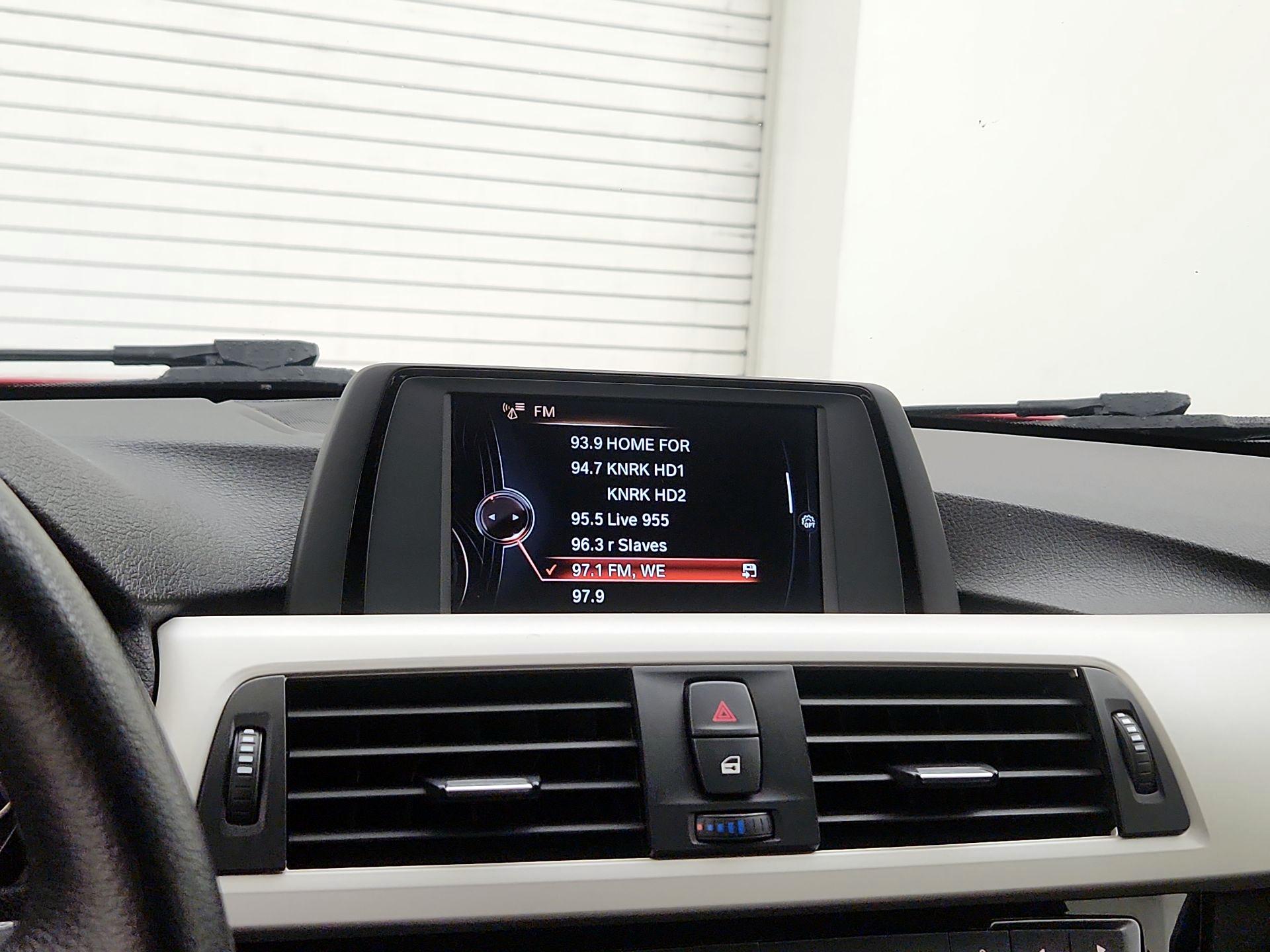 Thumbnail: 2017 BMW 3 Series - 15