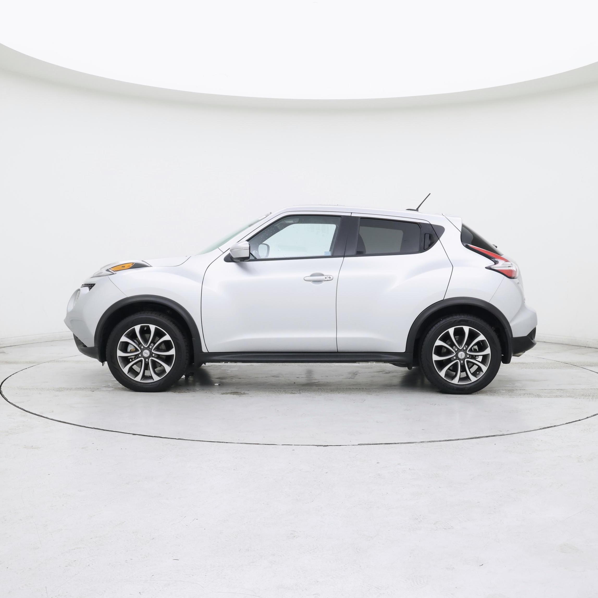 Thumbnail: 2017 Nissan Juke - 3