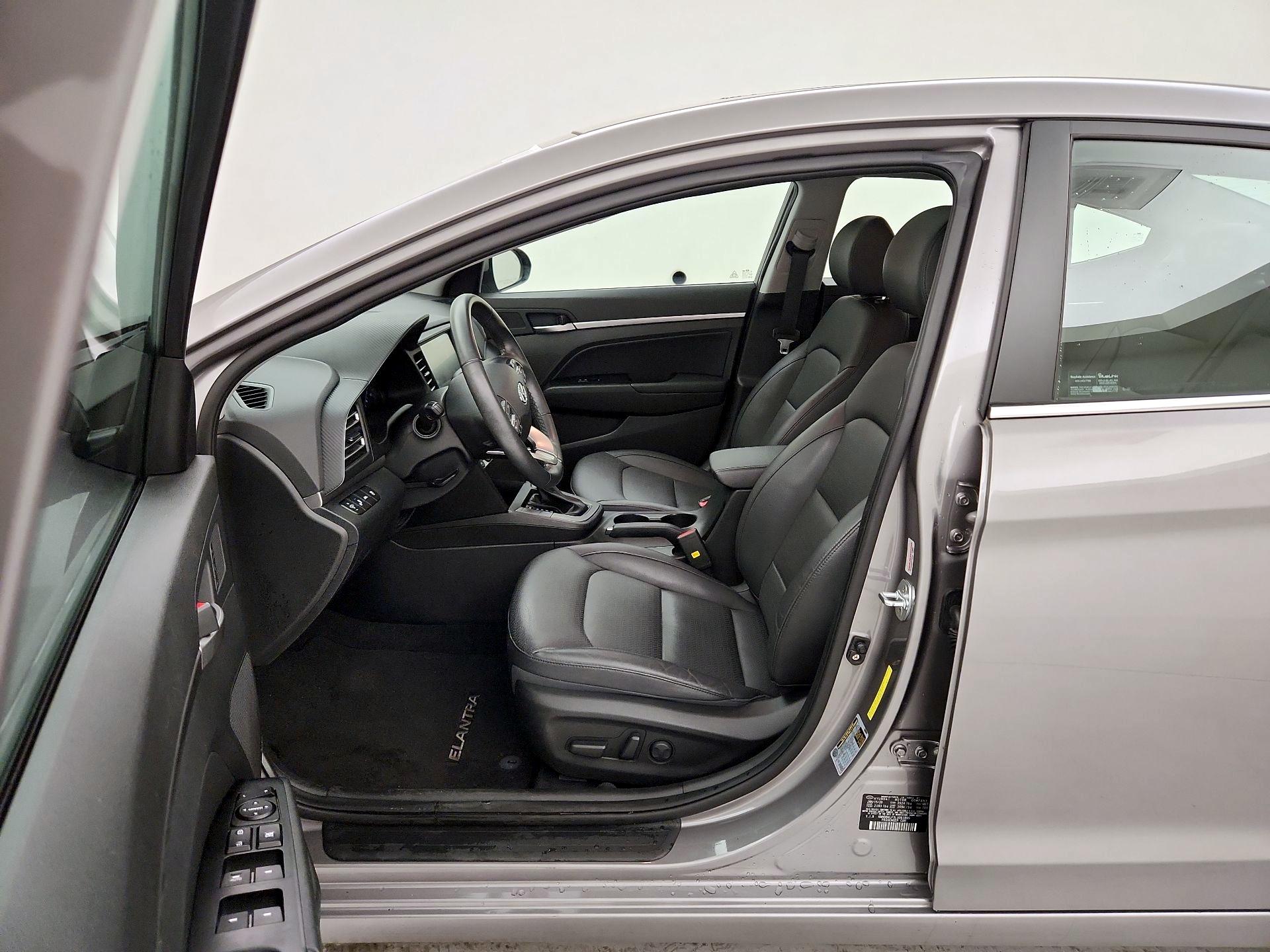 Thumbnail: 2020 Hyundai Elantra - 11