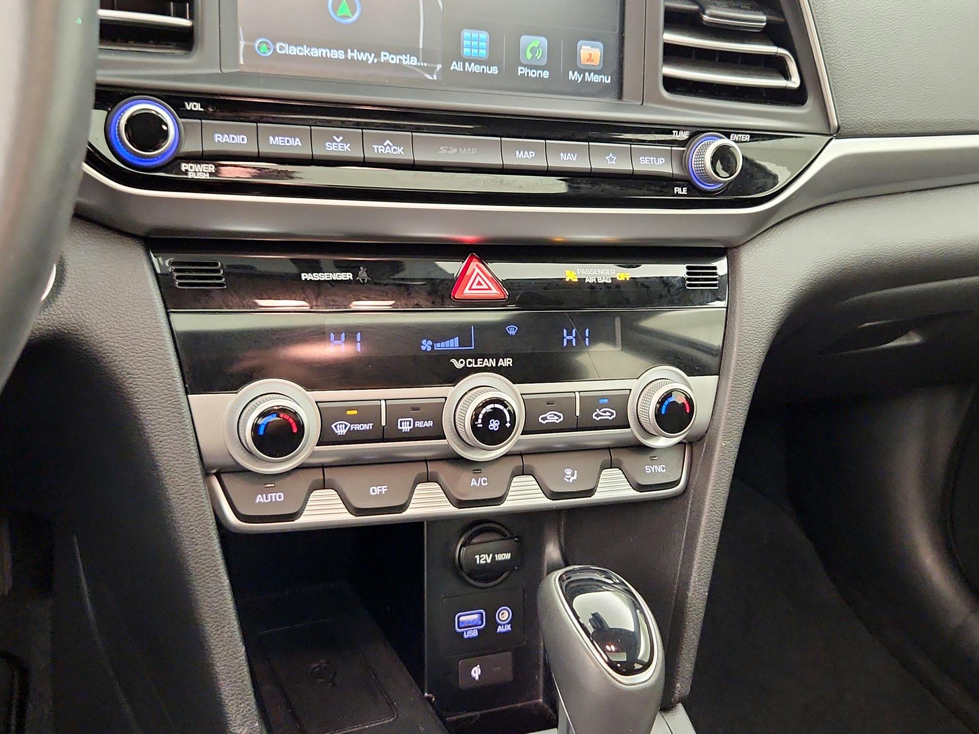 Thumbnail: 2020 Hyundai Elantra - 17