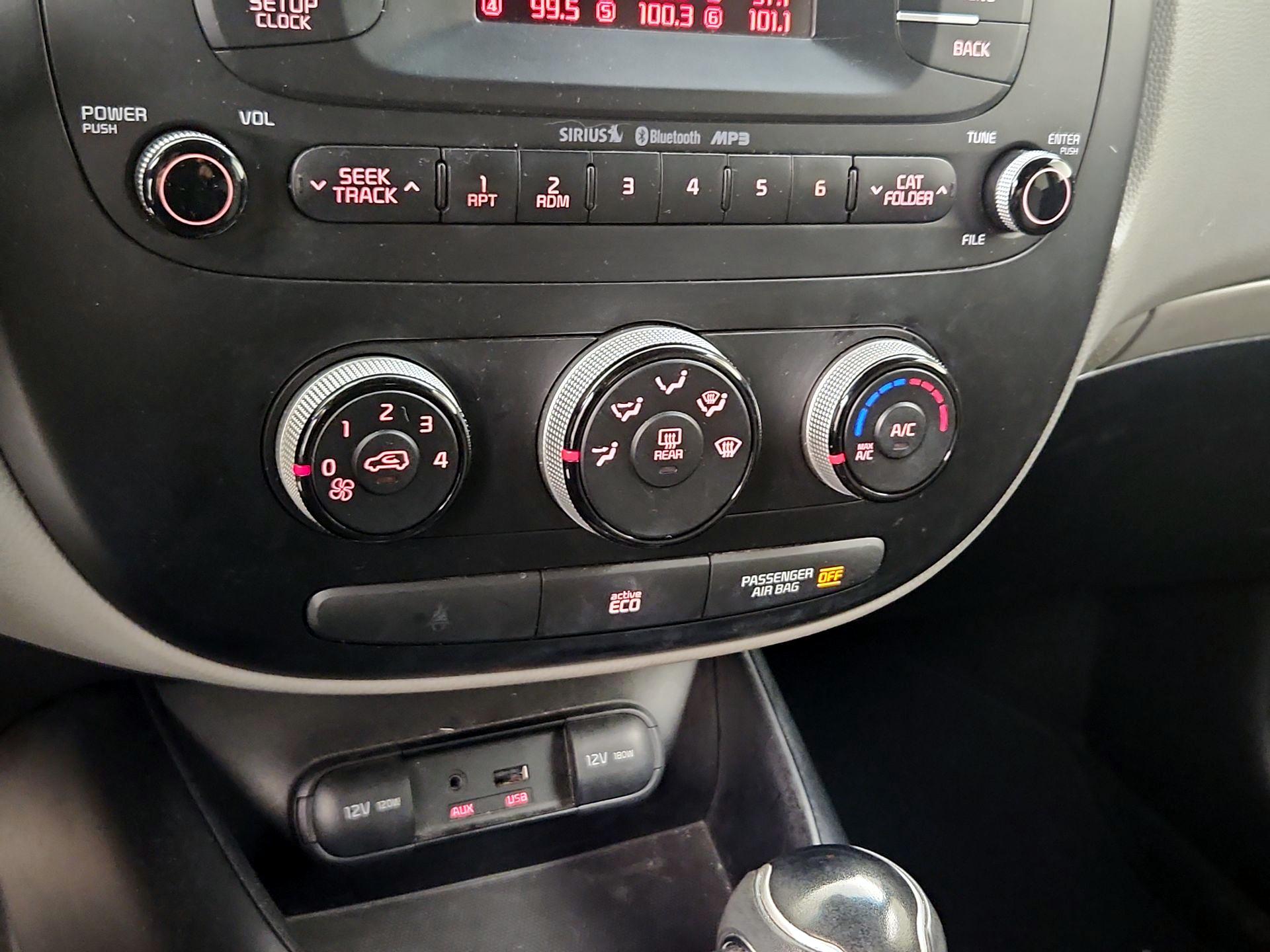 Thumbnail: 2014 Kia Soul - 15
