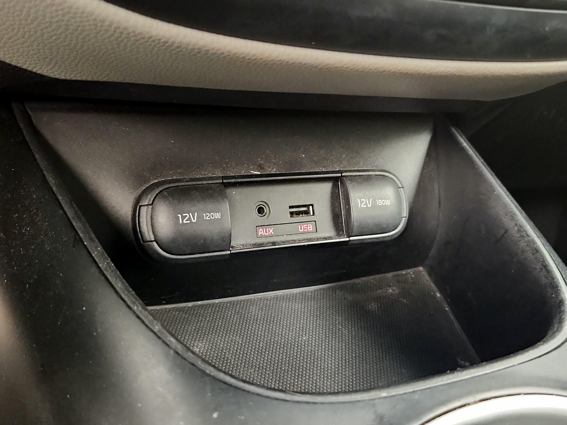 Thumbnail: 2014 Kia Soul - 17