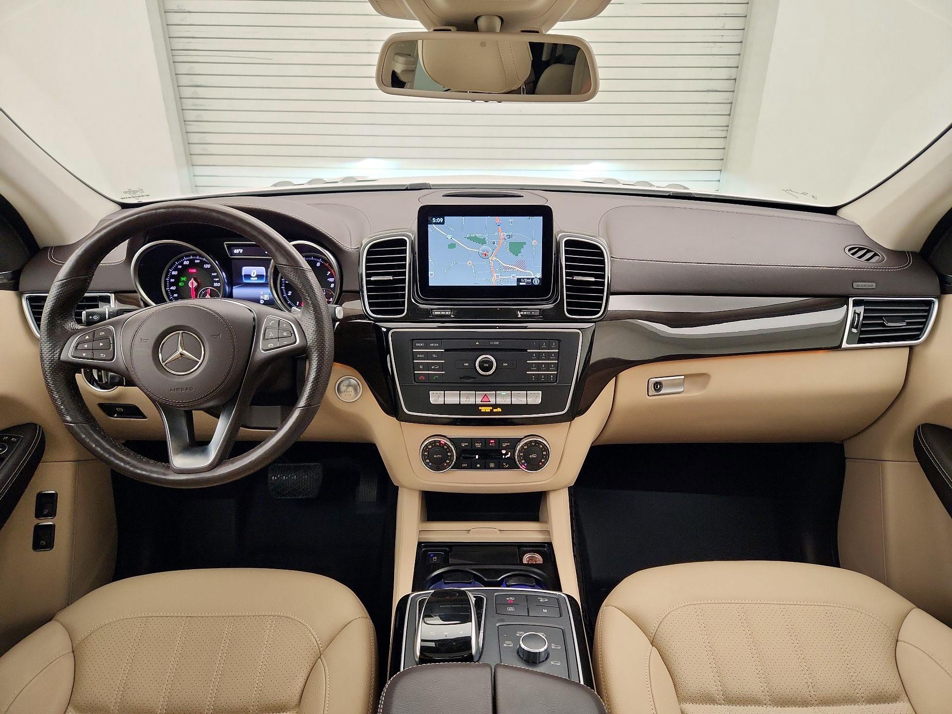 Thumbnail: 2018 Mercedes-Benz GLS - 9