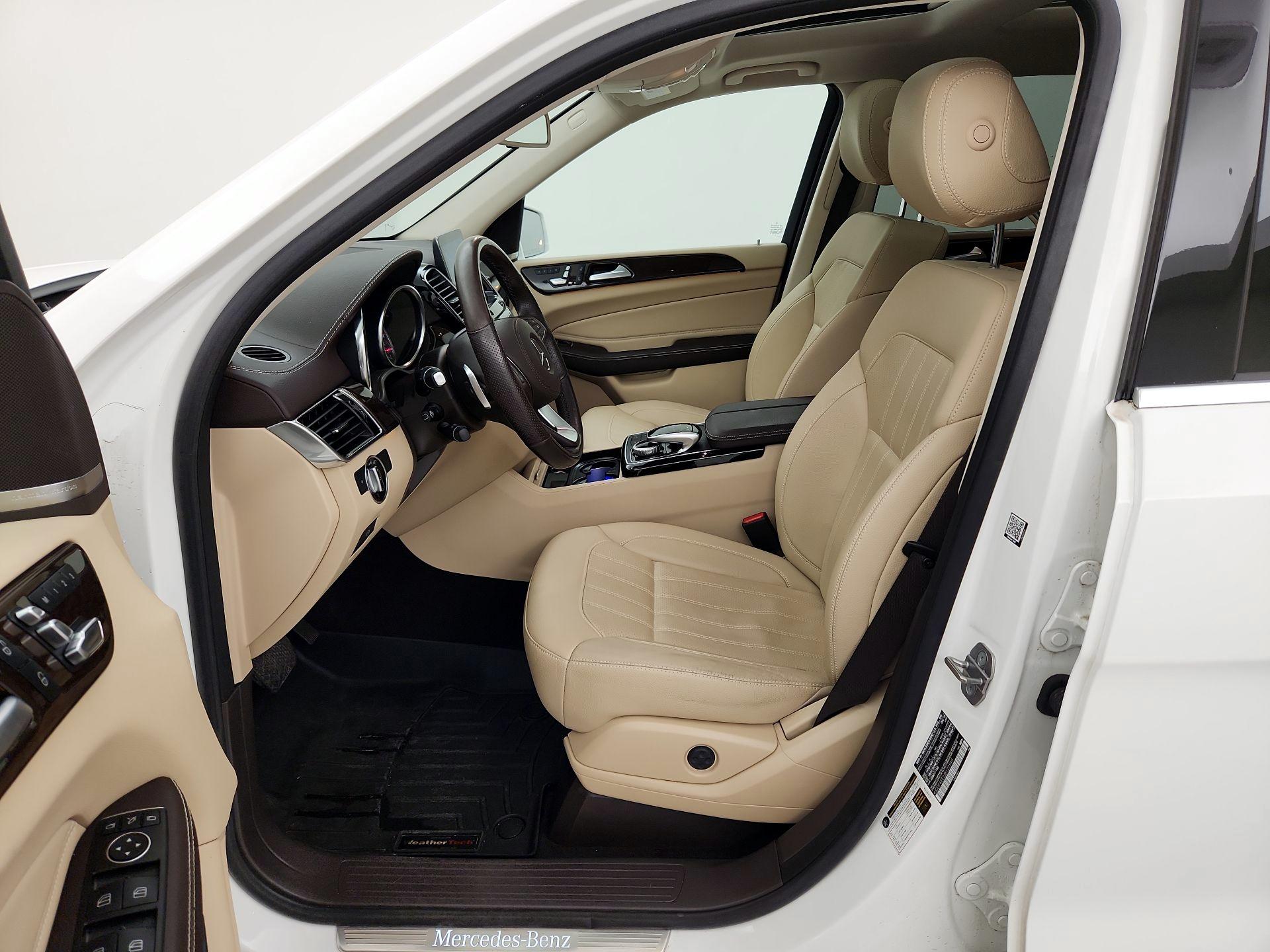 Thumbnail: 2018 Mercedes-Benz GLS - 11