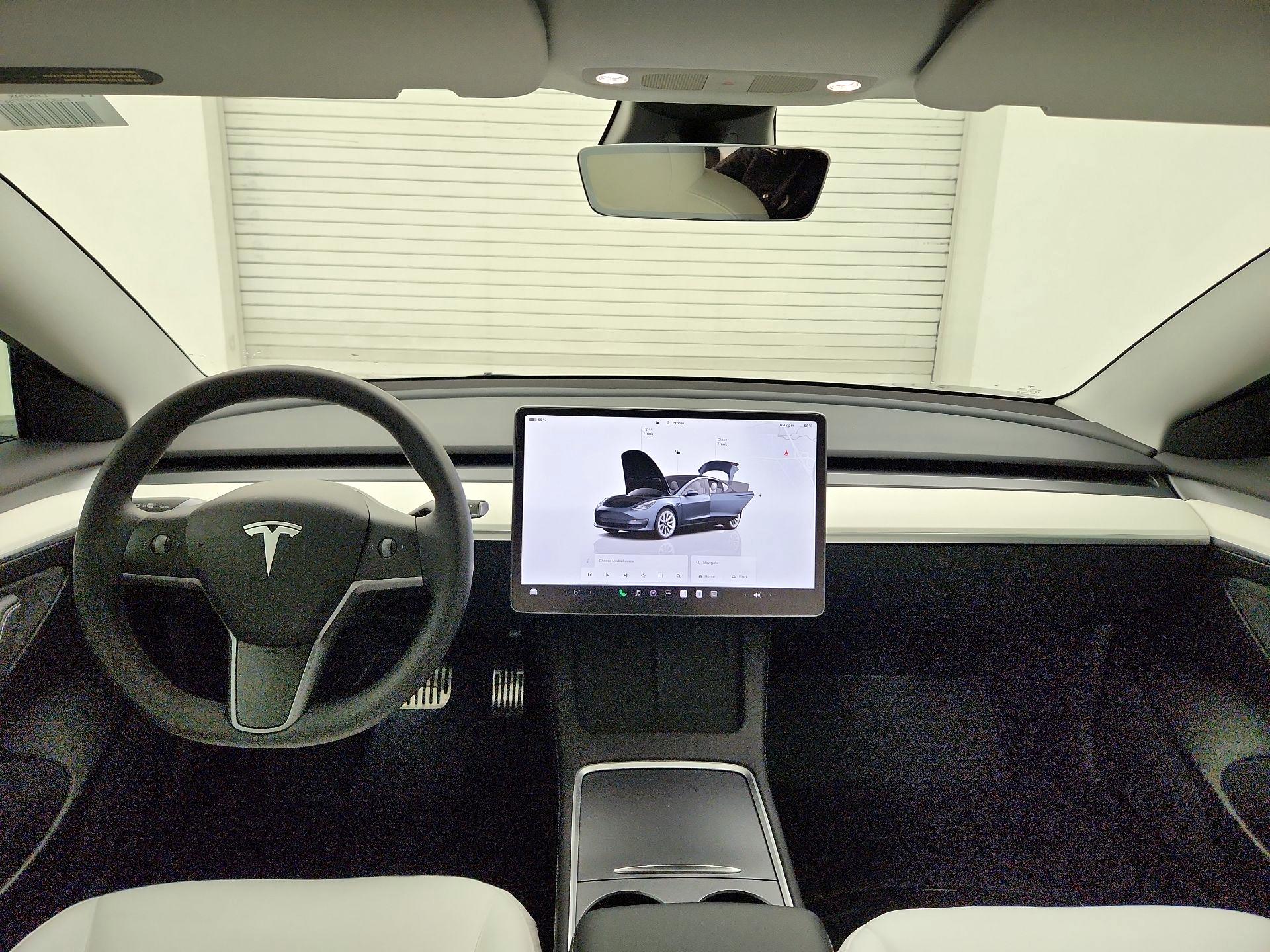 Thumbnail: 2022 Tesla Model 3 - 9