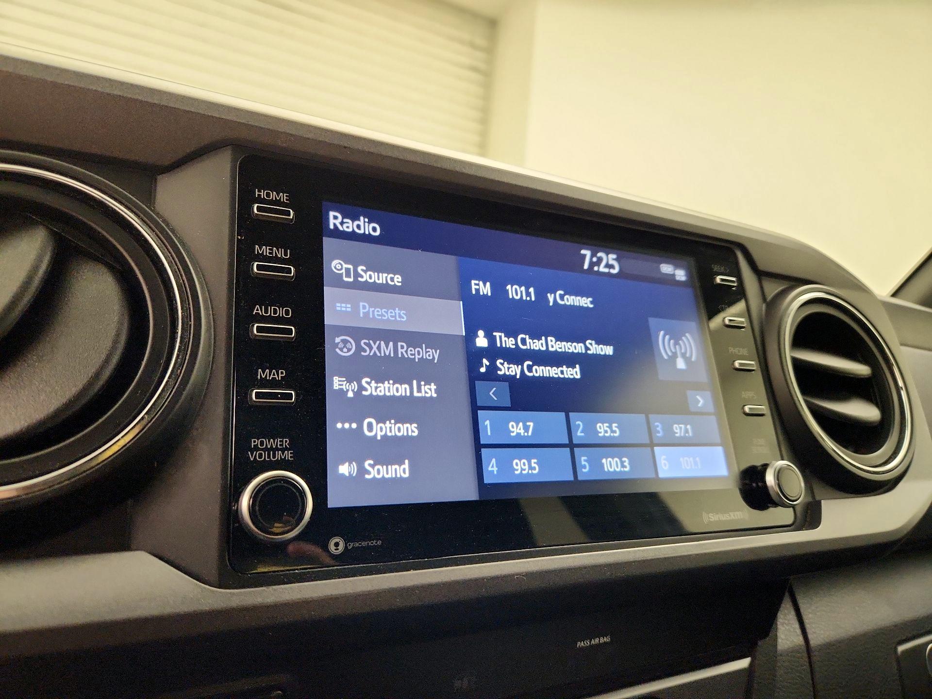 Thumbnail: 2020 Toyota Tacoma - 15