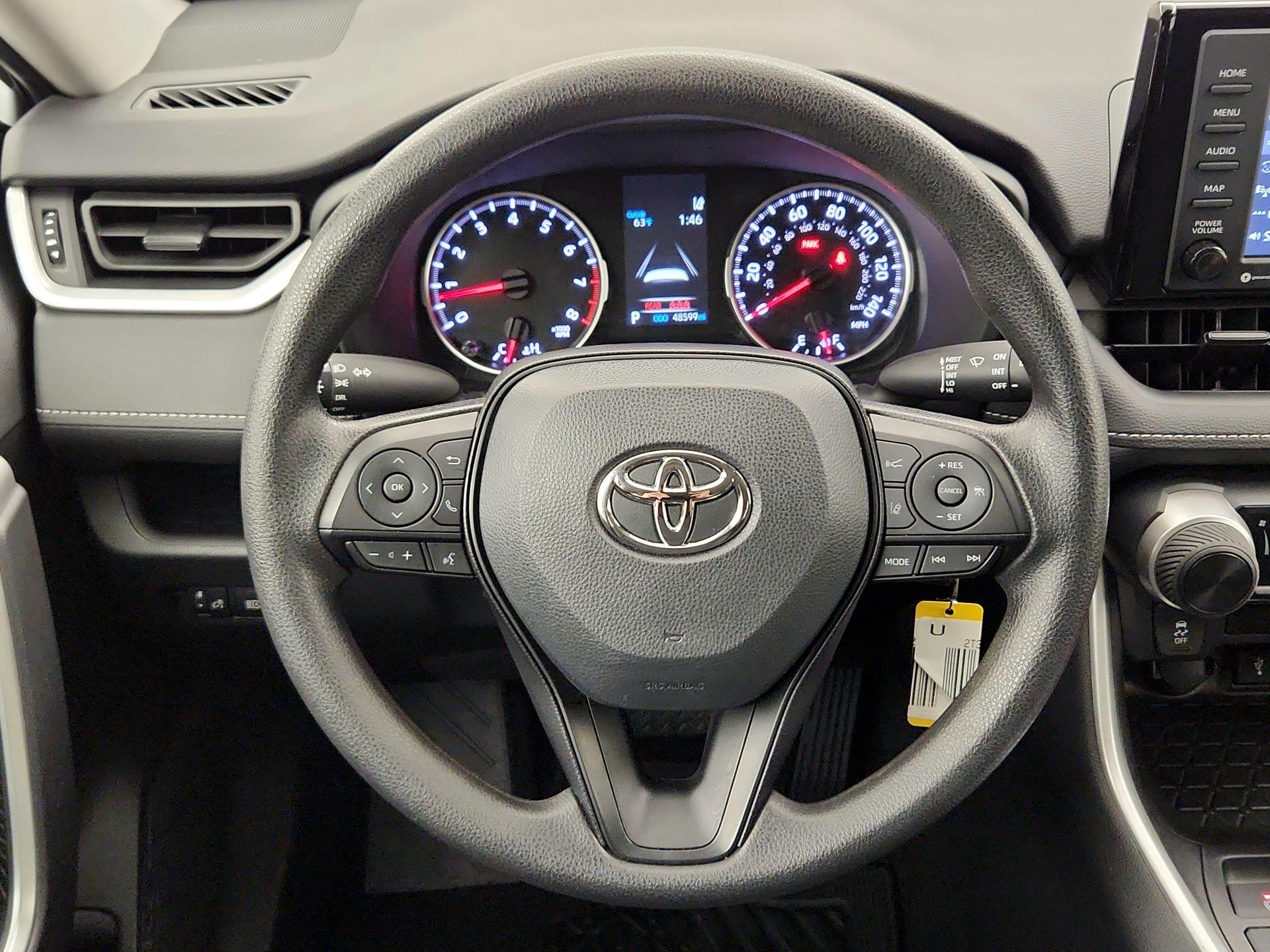 Thumbnail: 2022 Toyota RAV4 - 10