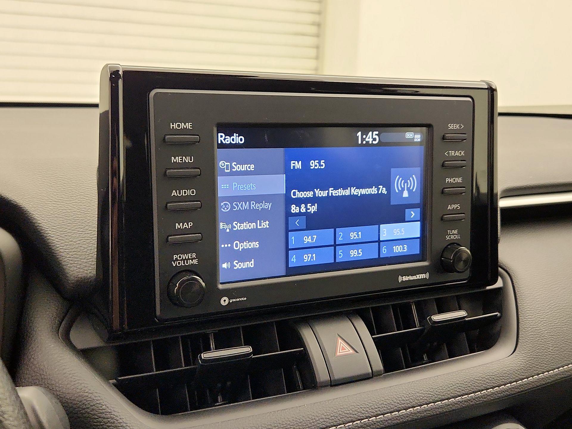 Thumbnail: 2022 Toyota RAV4 - 15