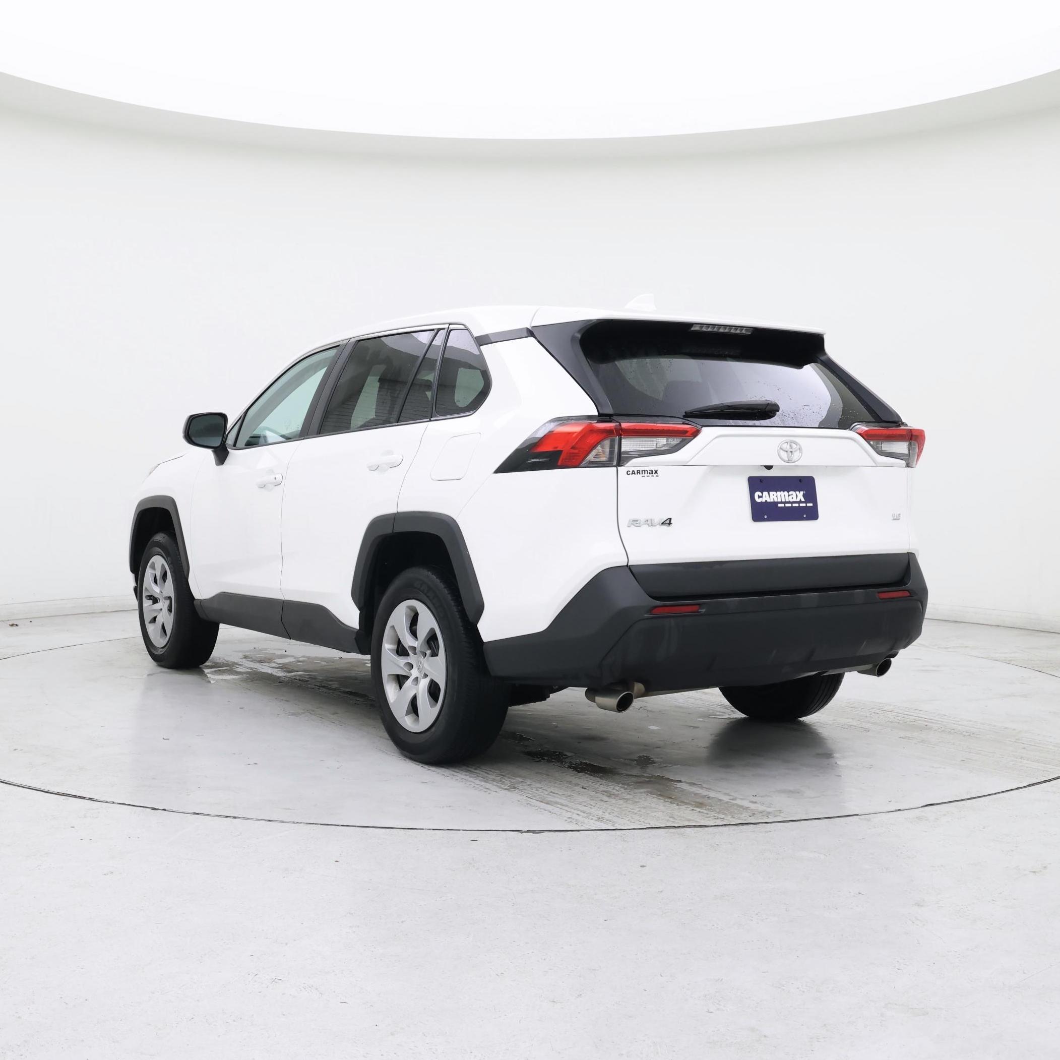 Thumbnail: 2022 Toyota RAV4 - 2