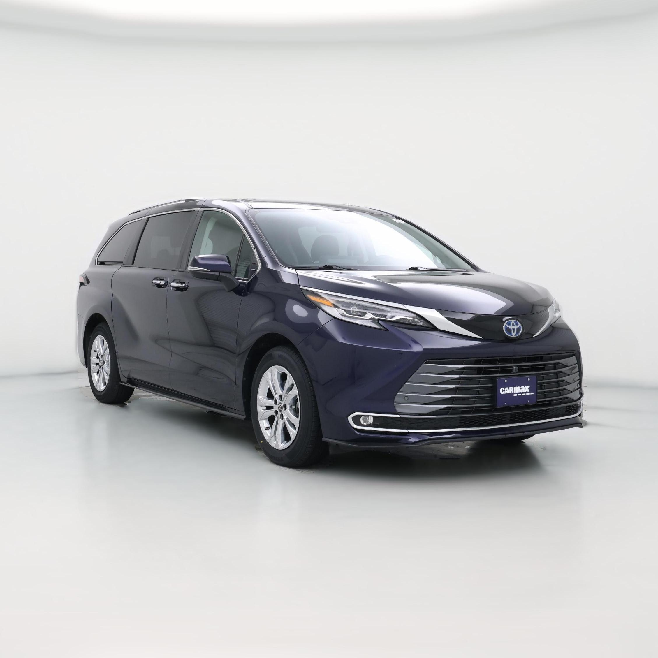 Thumbnail: 2022 Toyota Sienna - 1