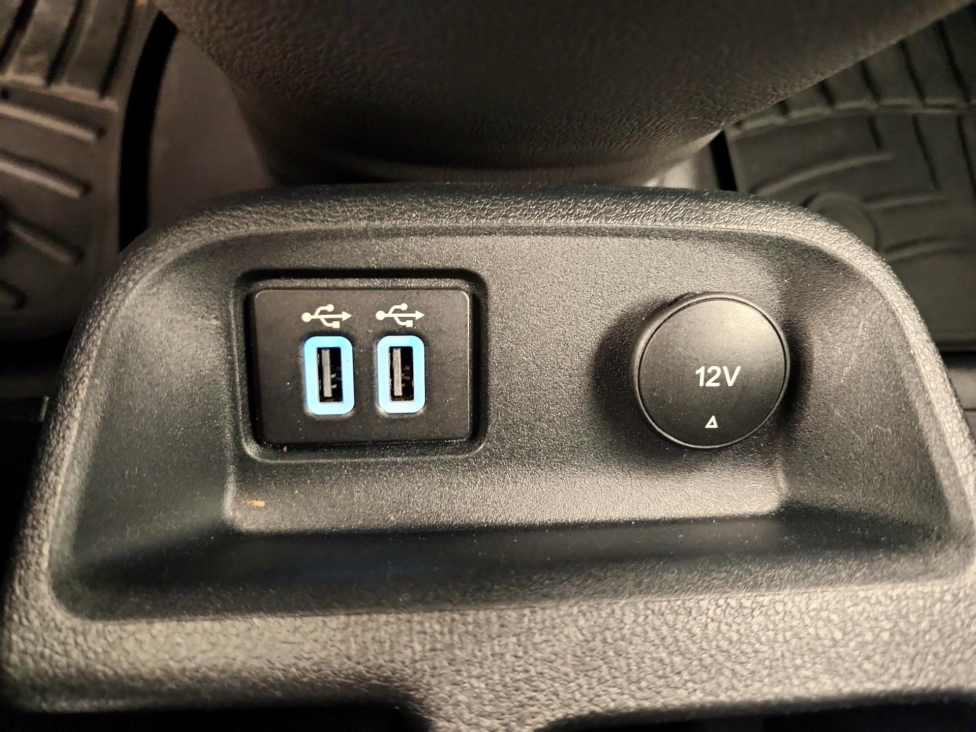 Thumbnail: 2021 Ford Transit Series - 19