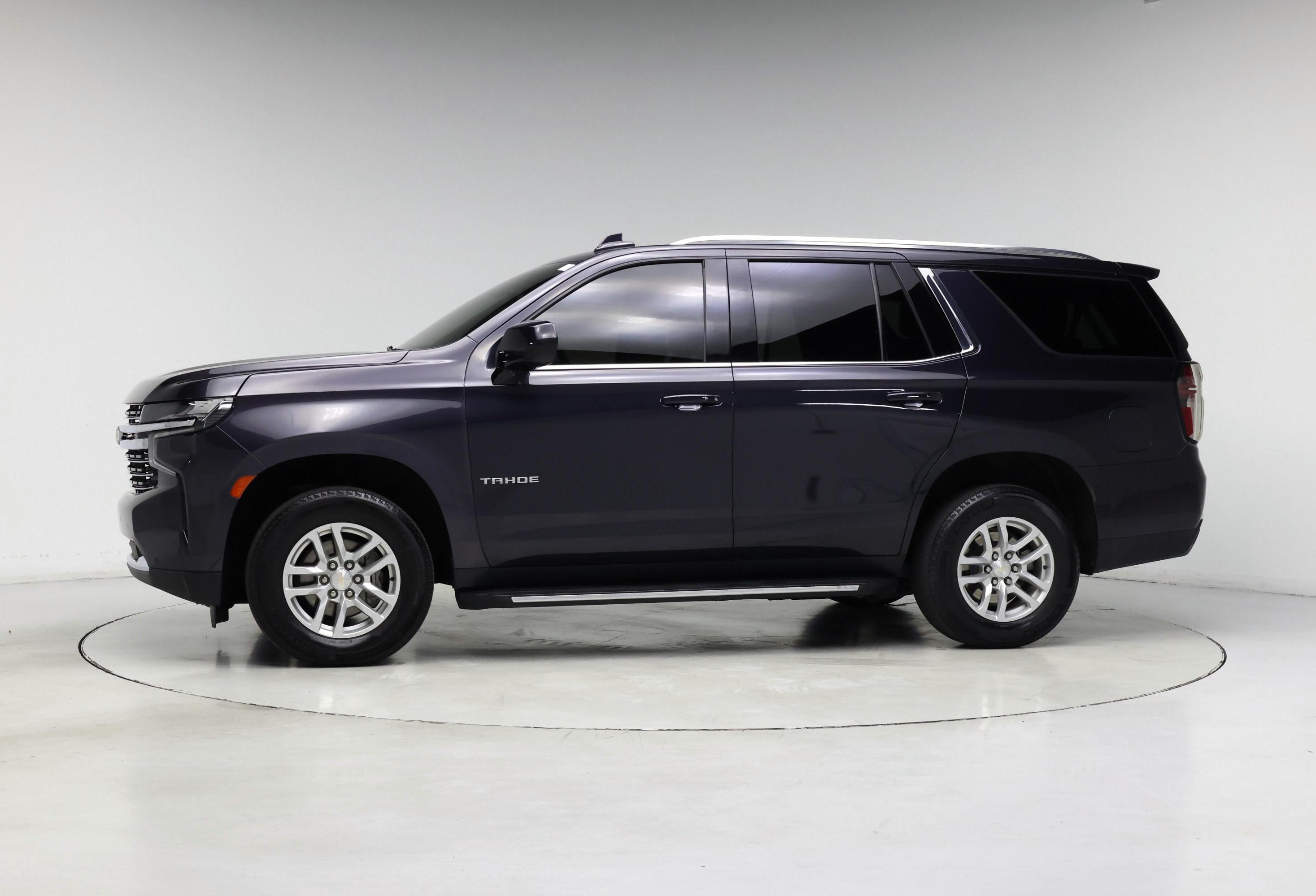 Thumbnail: 2024 Chevrolet Tahoe - 3