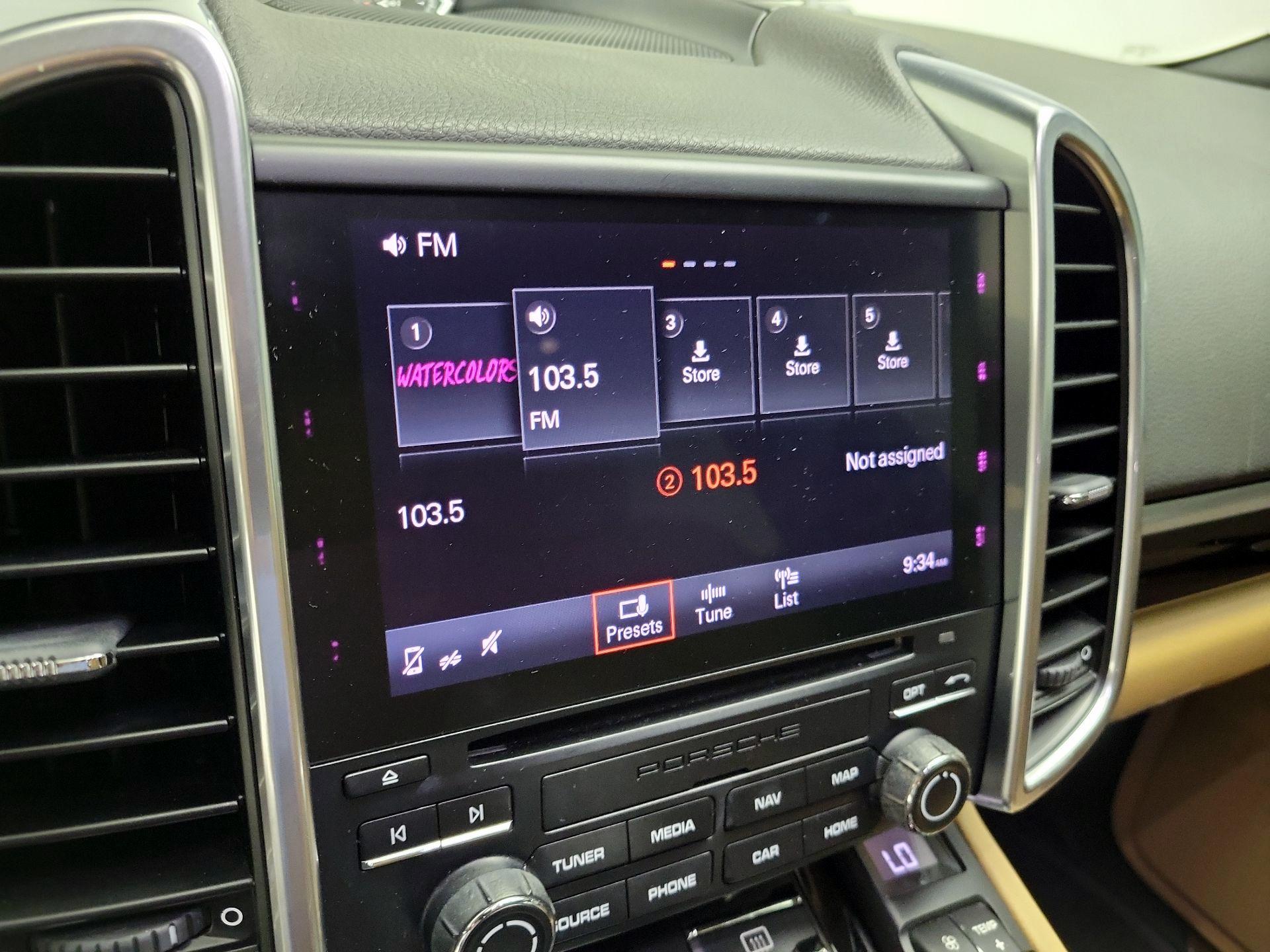 Thumbnail: 2018 Porsche Cayenne - 16