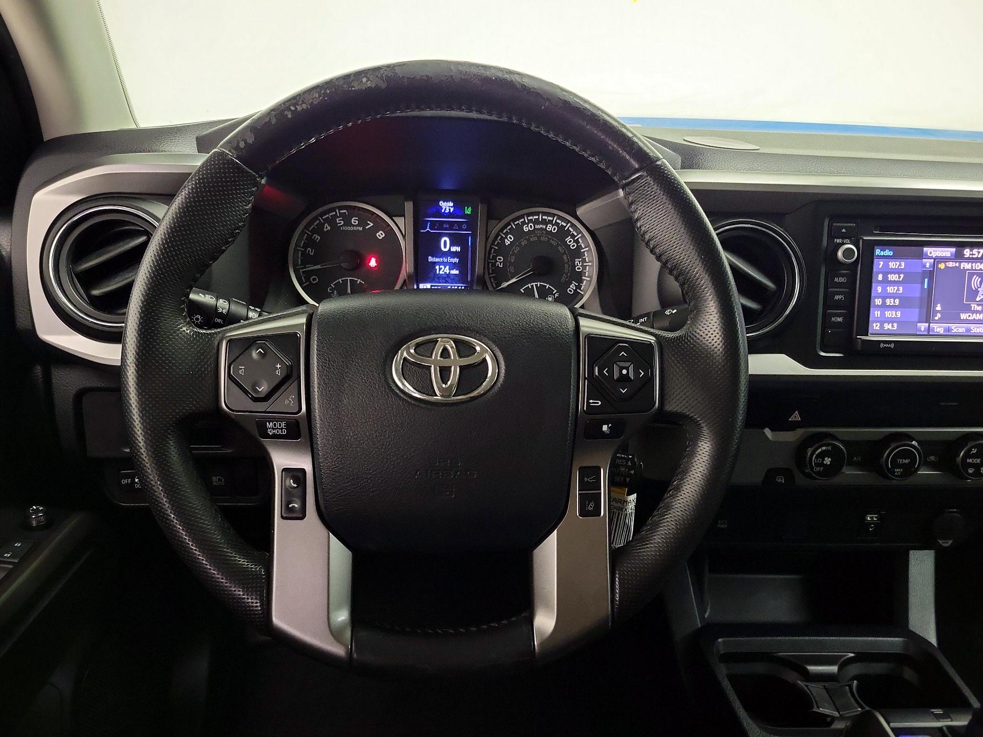 Thumbnail: 2019 Toyota Tacoma - 10