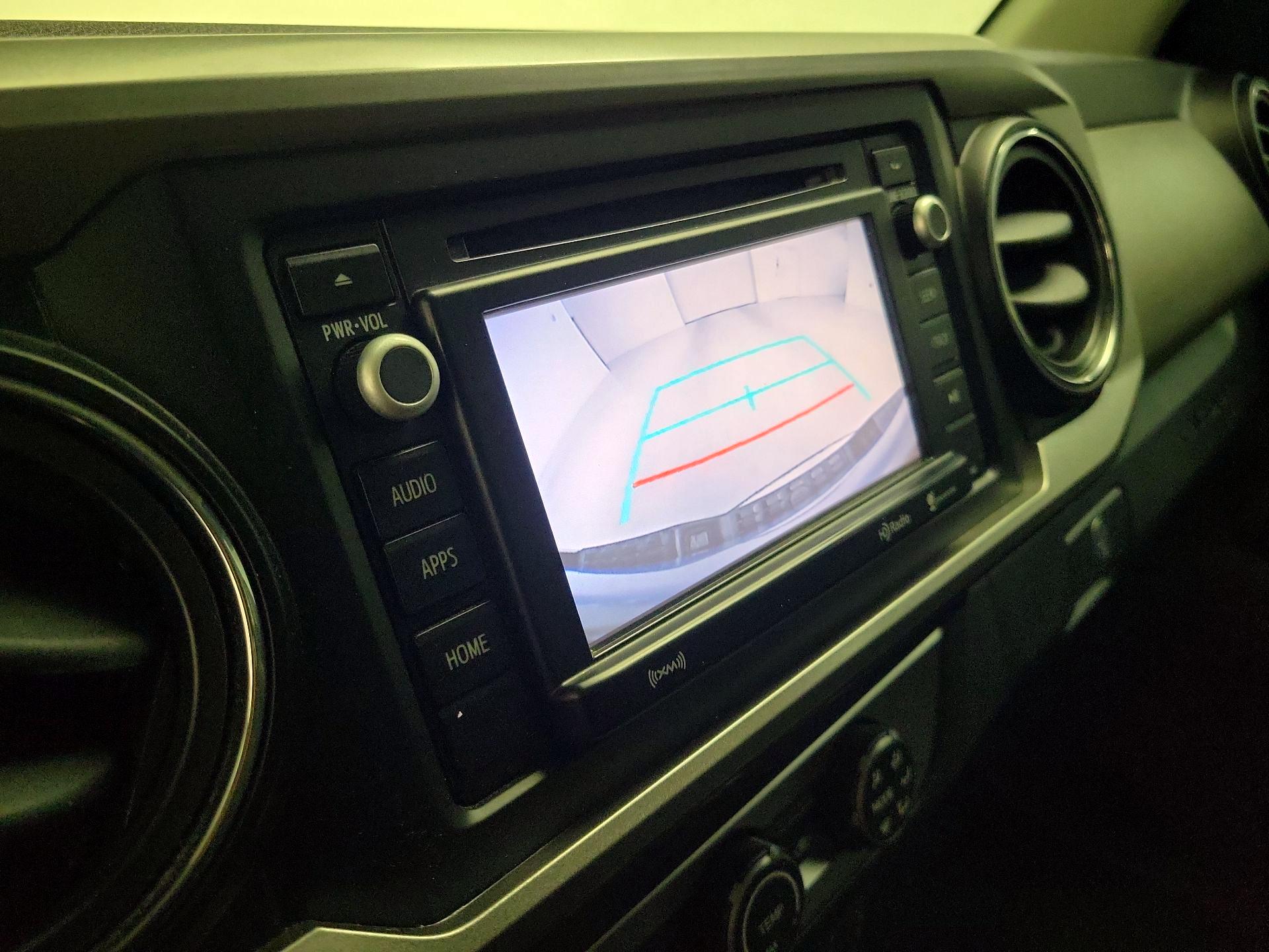 Thumbnail: 2019 Toyota Tacoma - 14