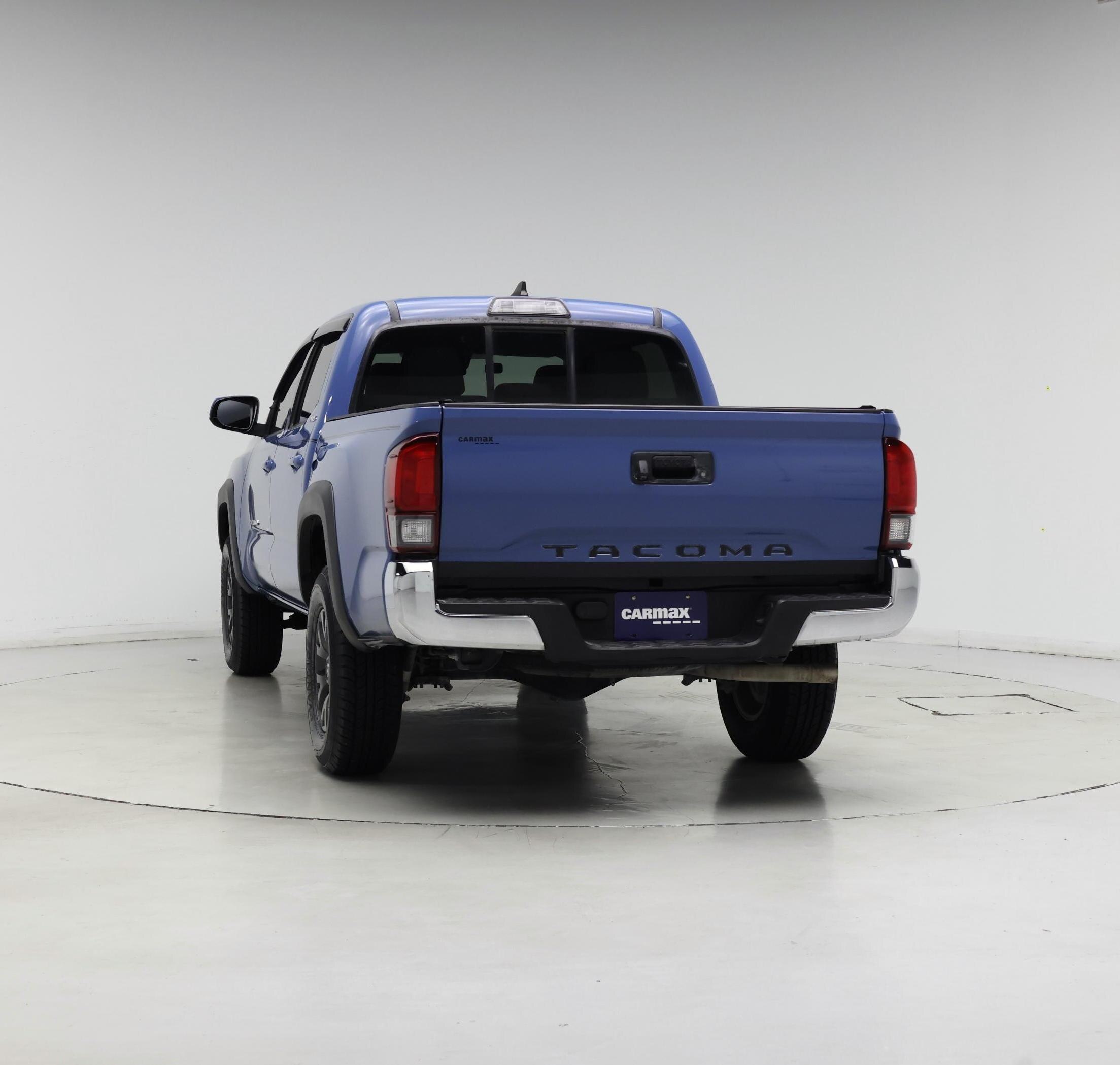 Thumbnail: 2019 Toyota Tacoma - 6