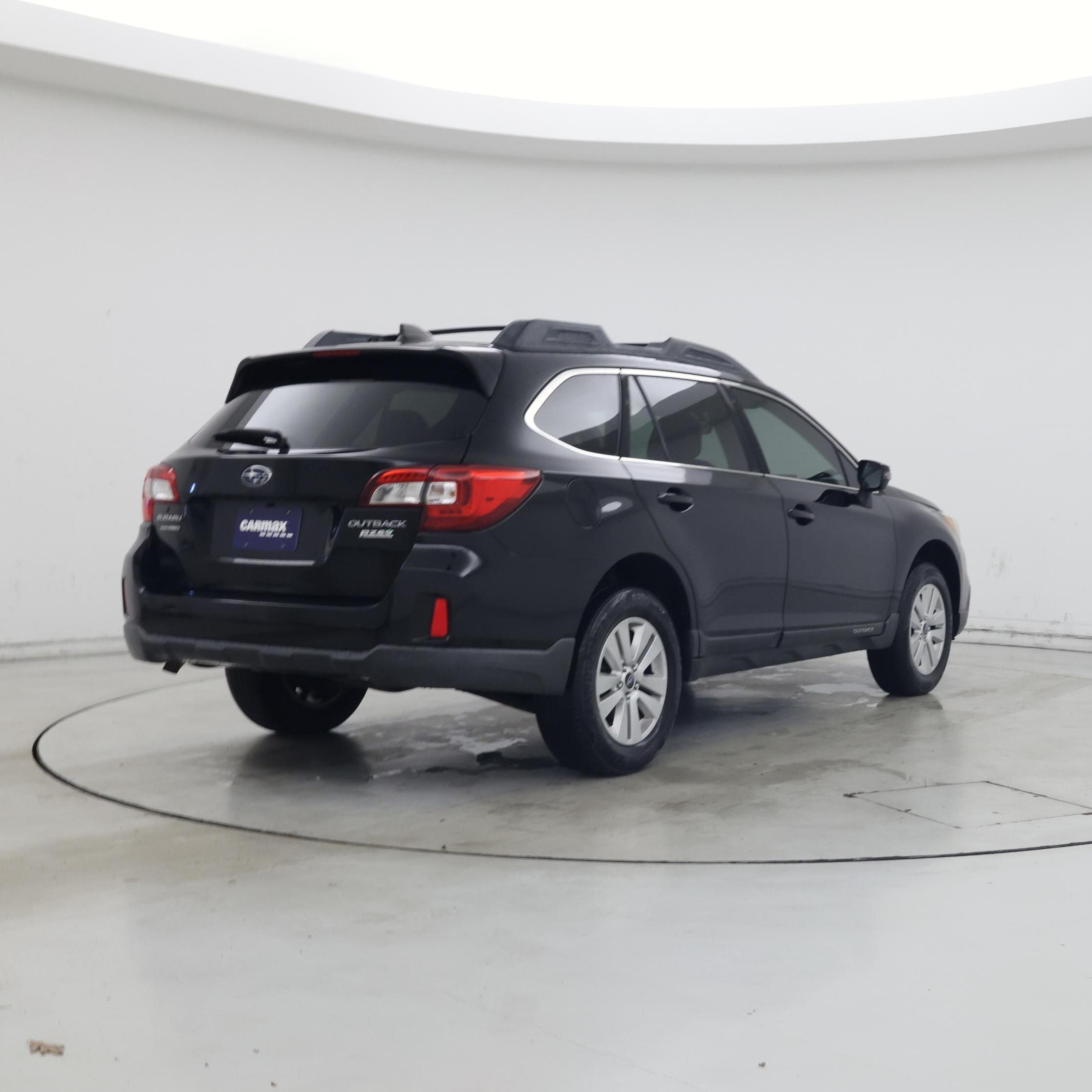 Thumbnail: 2017 Subaru Outback - 8