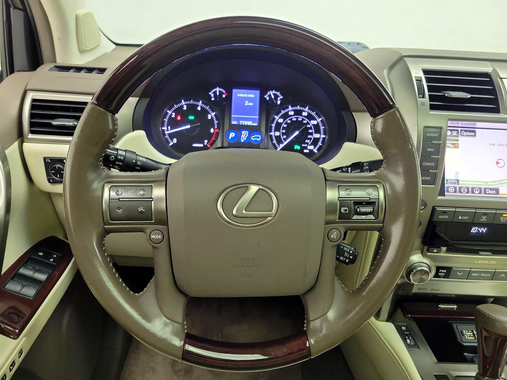 Thumbnail: 2018 Lexus GX - 10
