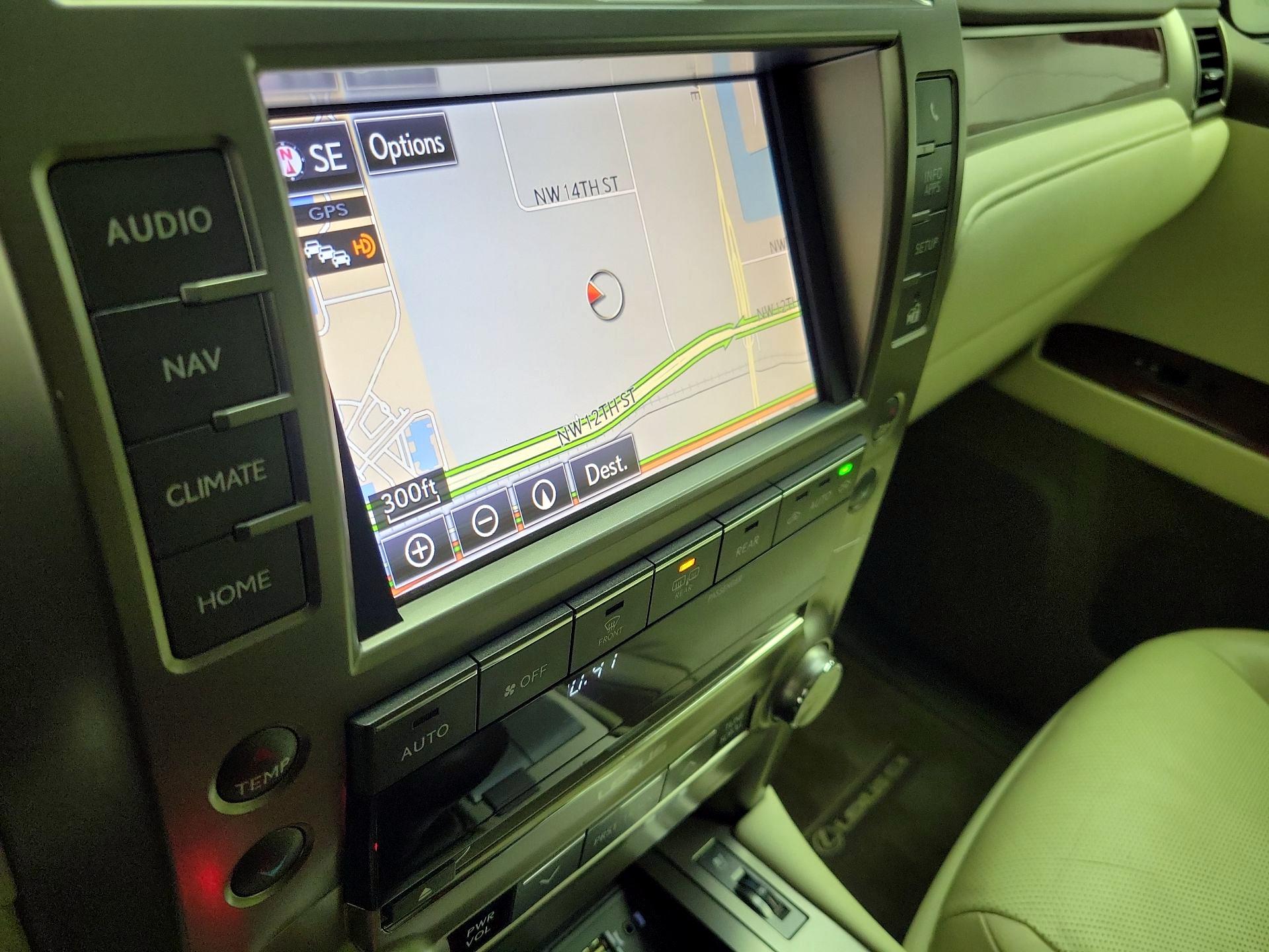 Thumbnail: 2018 Lexus GX - 14