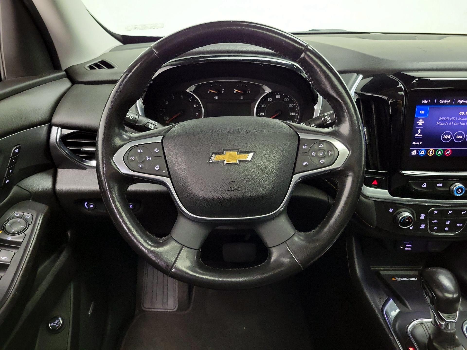 Thumbnail: 2021 Chevrolet Traverse - 10