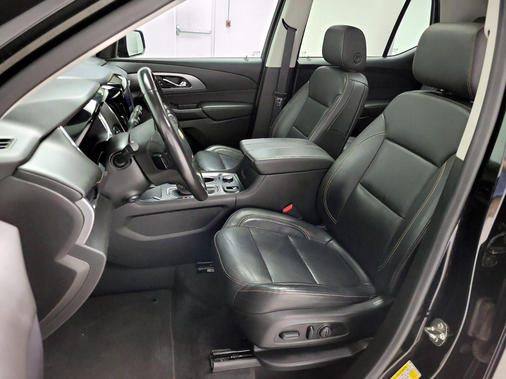 Thumbnail: 2021 Chevrolet Traverse - 11