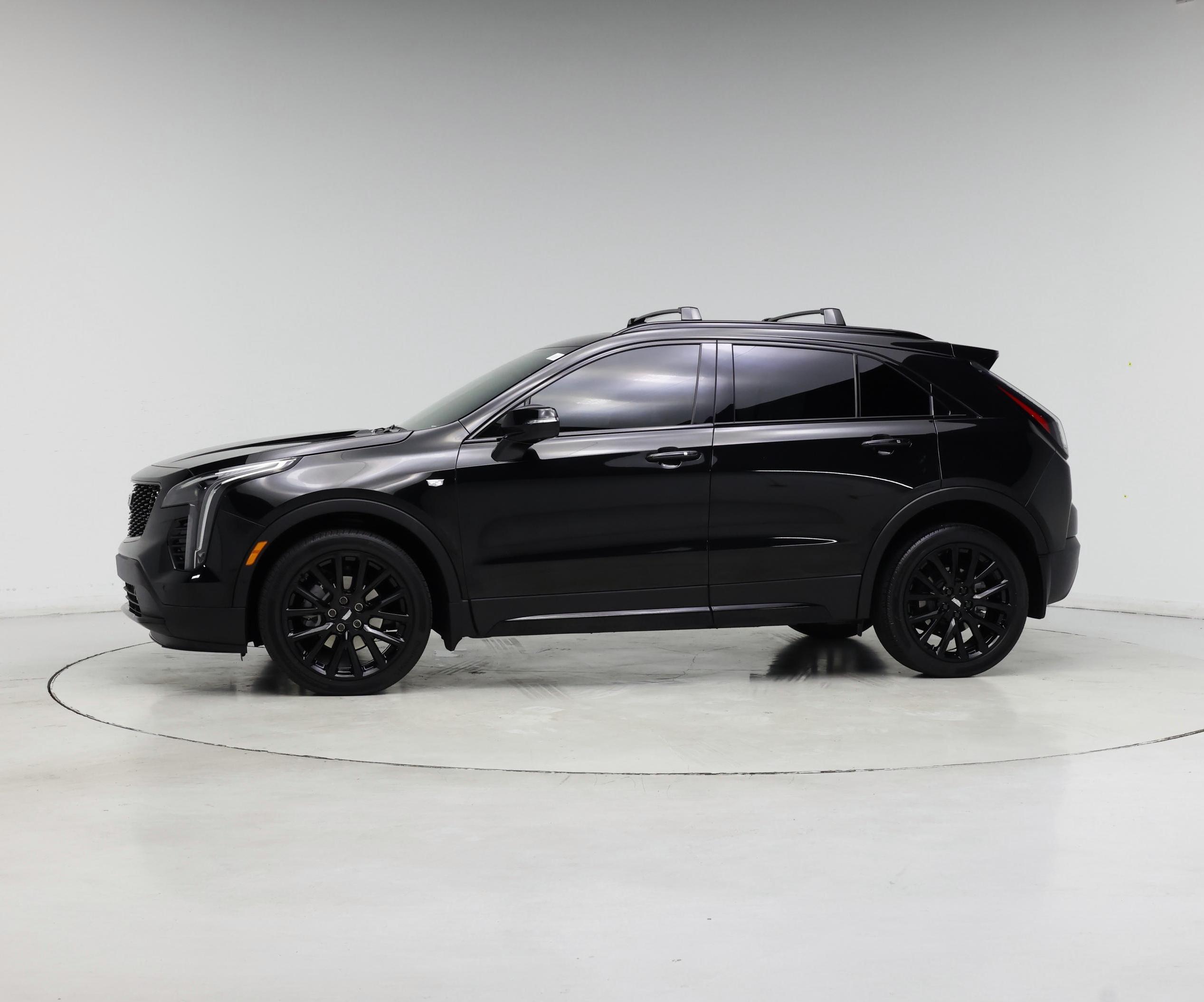 Thumbnail: 2023 Cadillac XT4 - 3