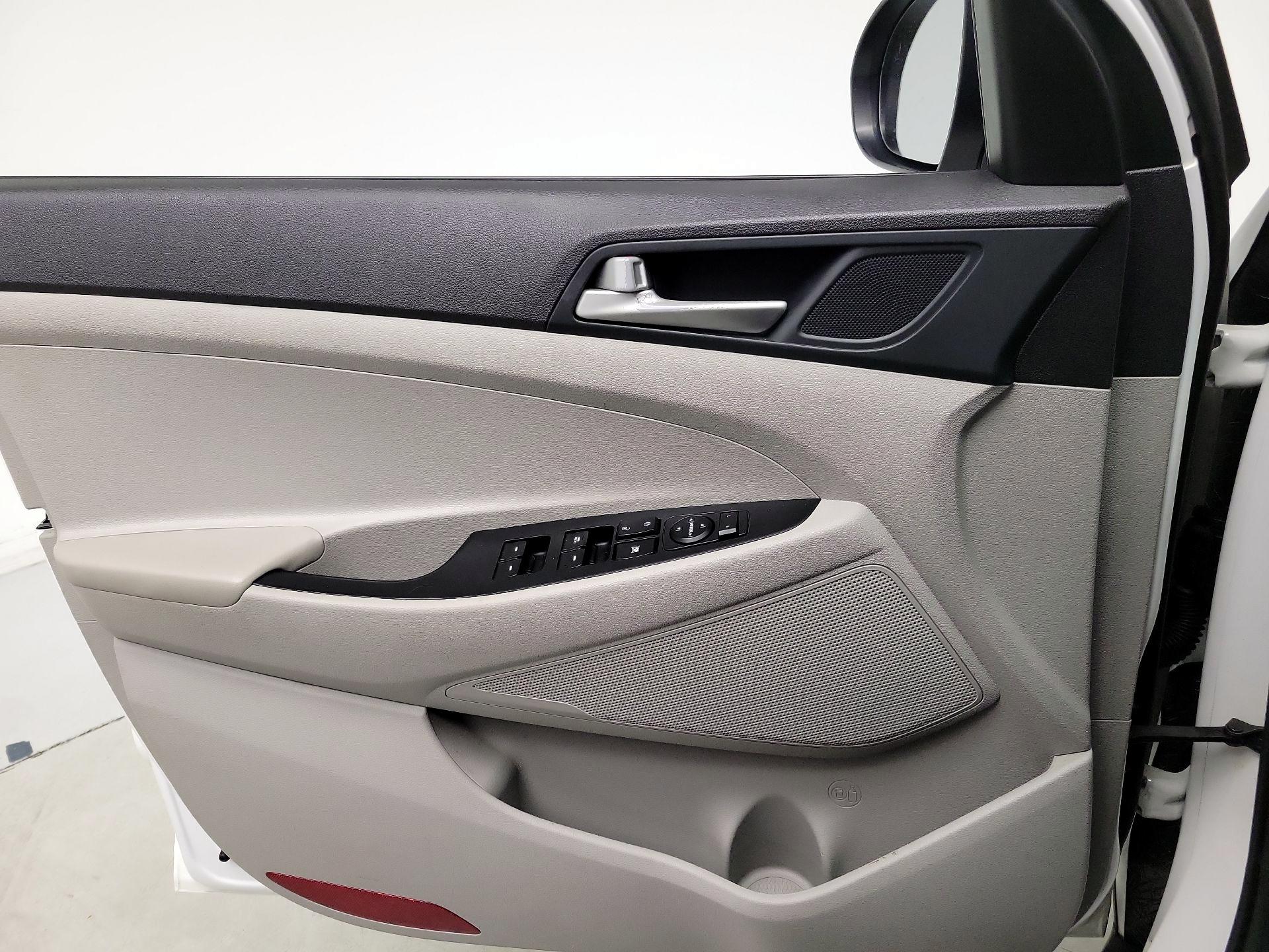 Thumbnail: 2021 Hyundai Tucson - 12