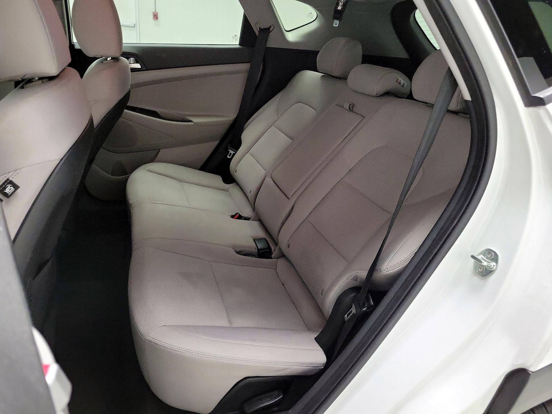 Thumbnail: 2021 Hyundai Tucson - 20