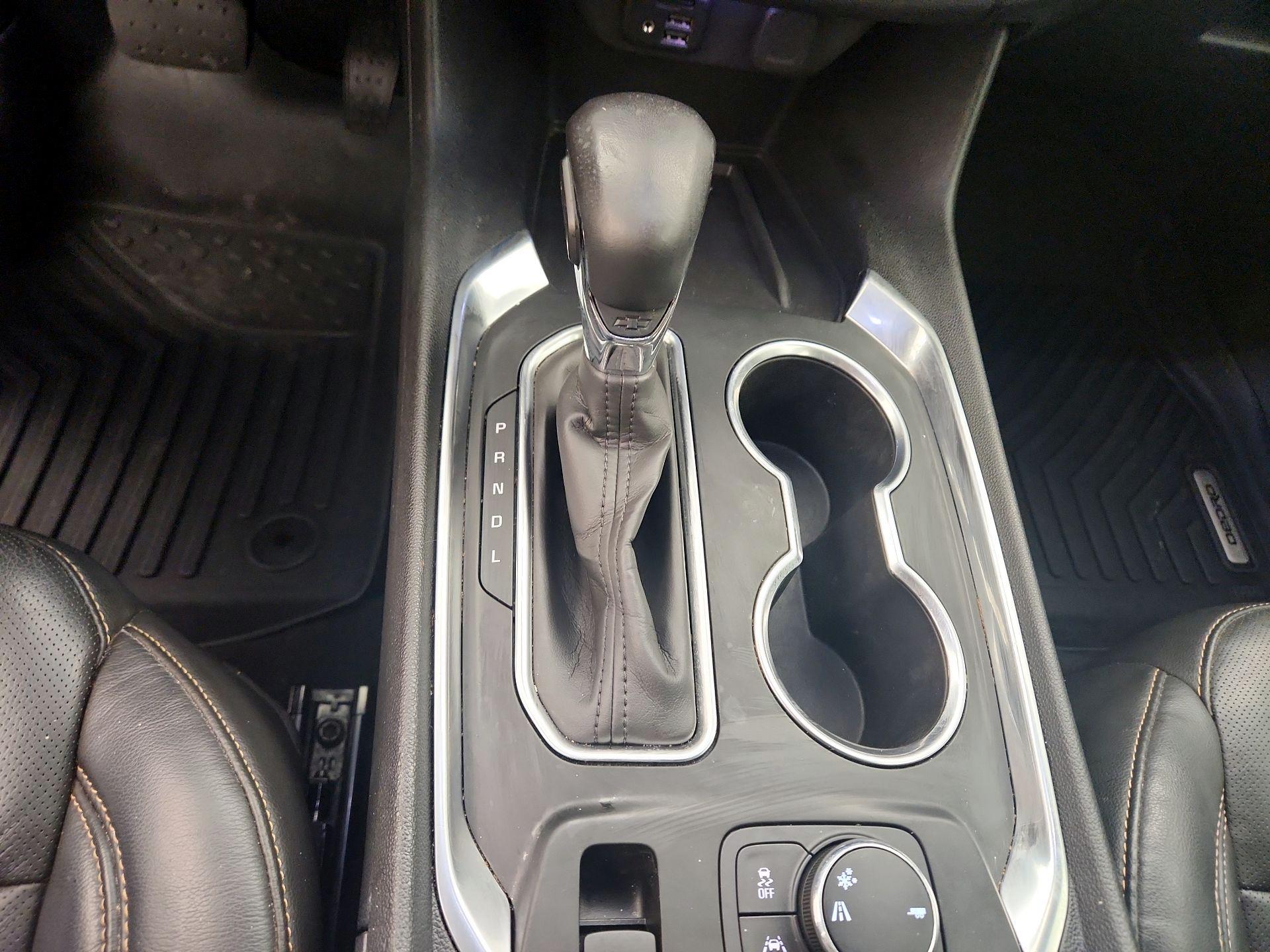 Thumbnail: 2021 Chevrolet Traverse - 17