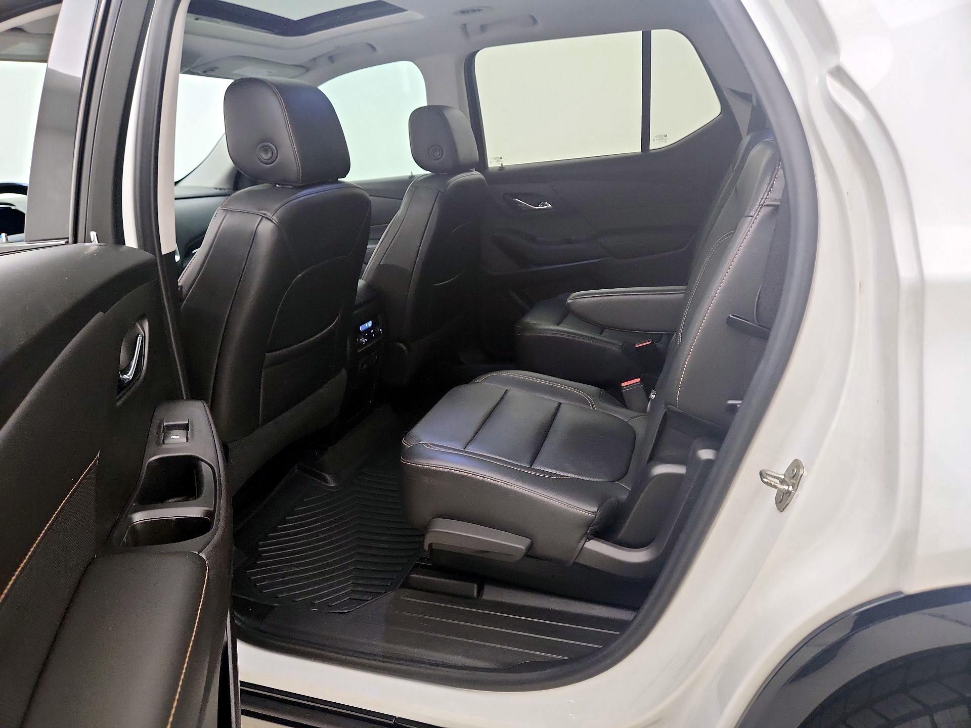 Thumbnail: 2021 Chevrolet Traverse - 20