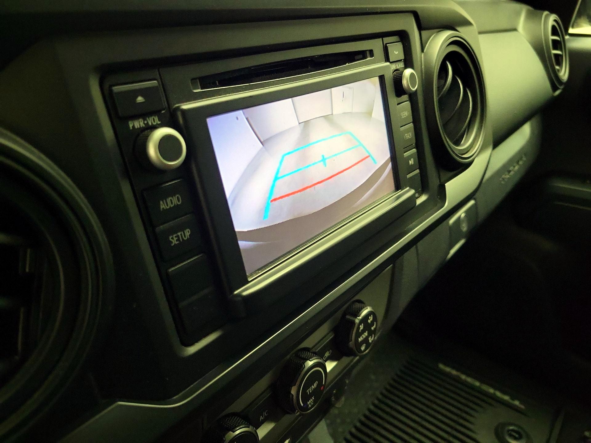 Thumbnail: 2019 Toyota Tacoma - 14