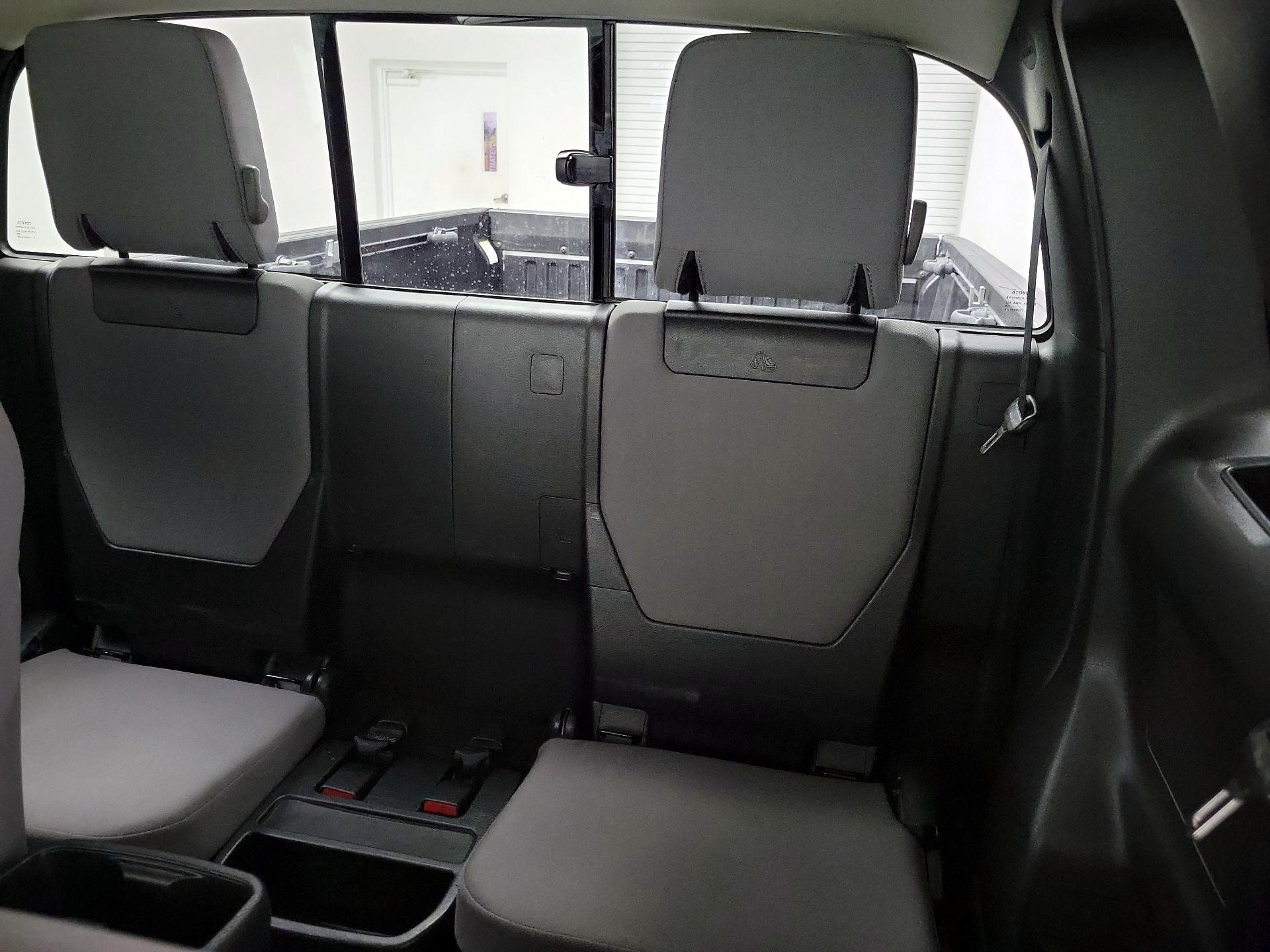 Thumbnail: 2019 Toyota Tacoma - 19