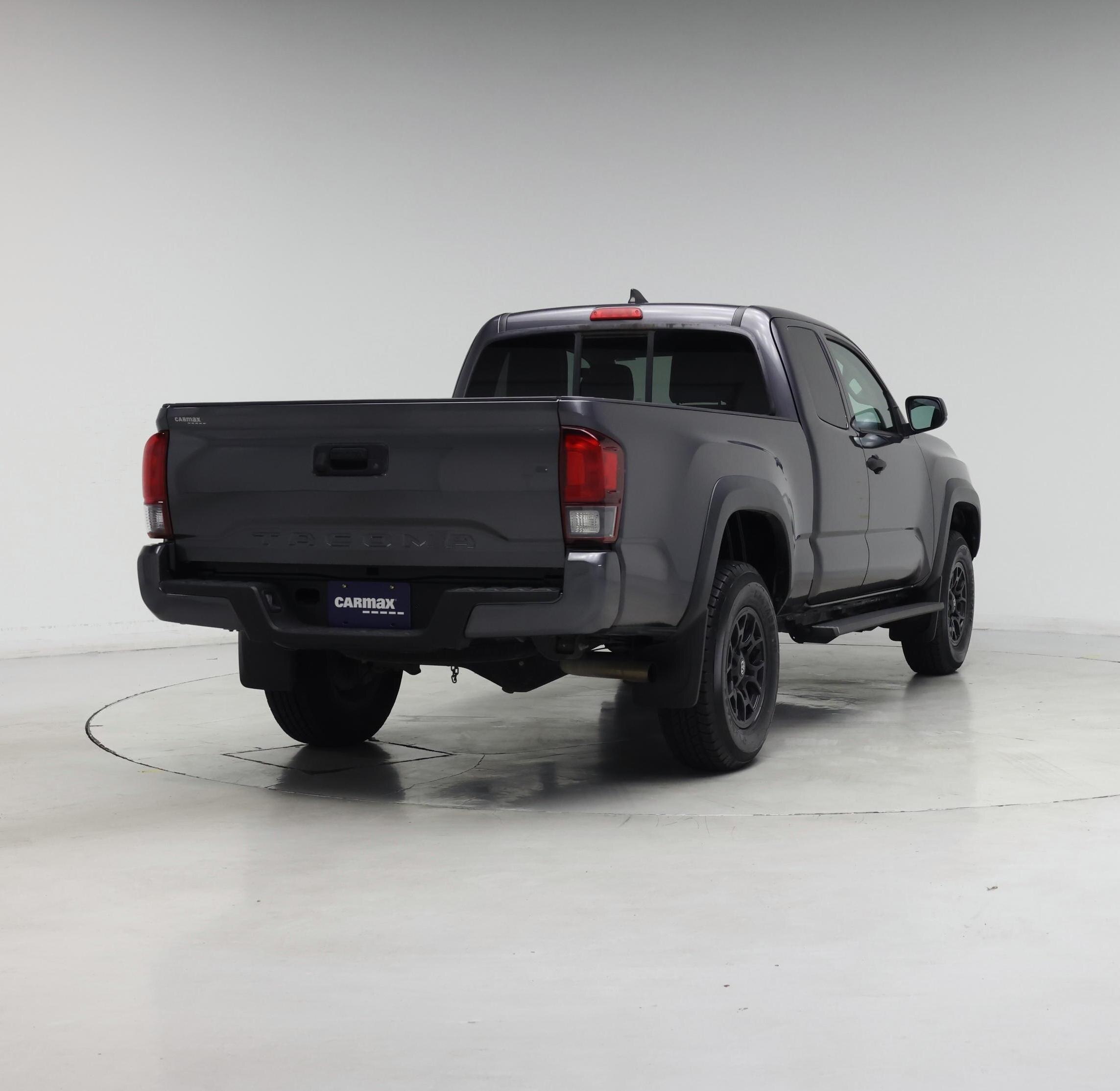 Thumbnail: 2019 Toyota Tacoma - 8