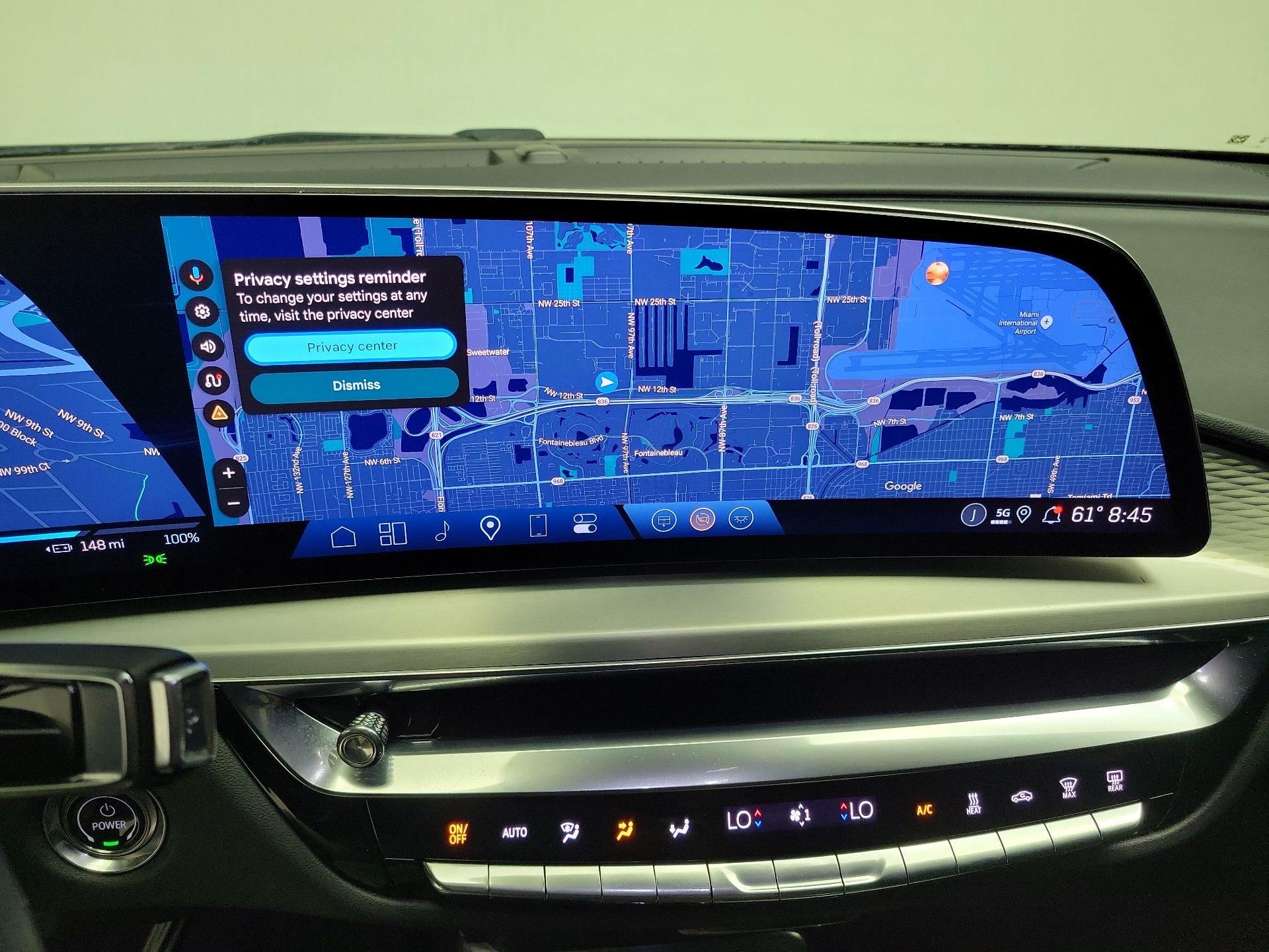 Thumbnail: 2024 Cadillac Lyriq - 14