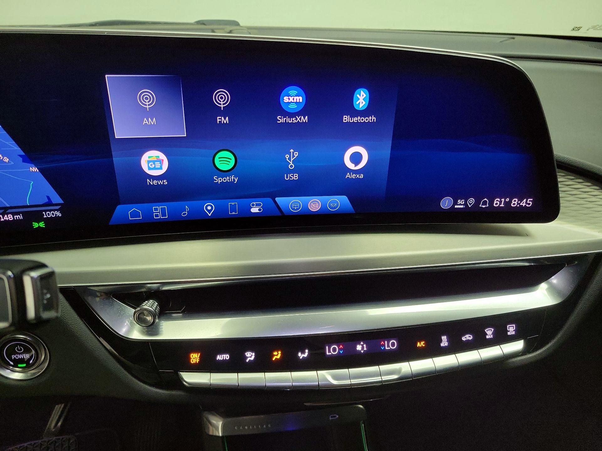 Thumbnail: 2024 Cadillac Lyriq - 16