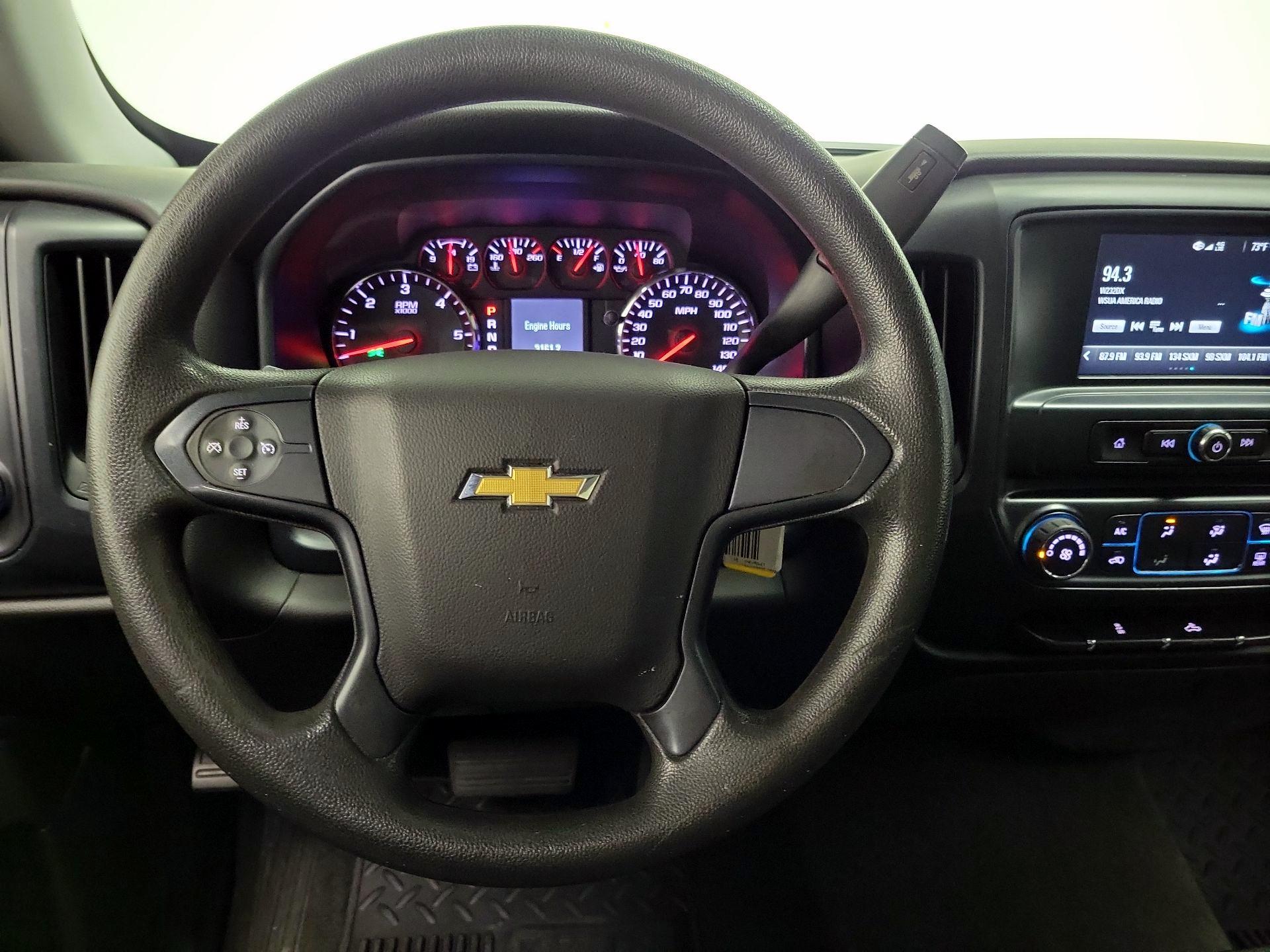 Thumbnail: 2018 Chevrolet Silverado 1500 - 10