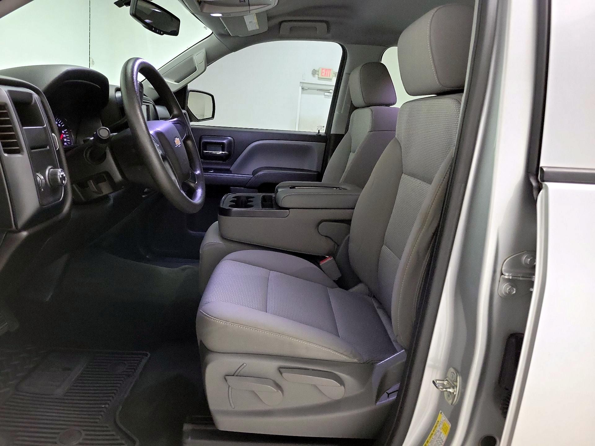 Thumbnail: 2018 Chevrolet Silverado 1500 - 11