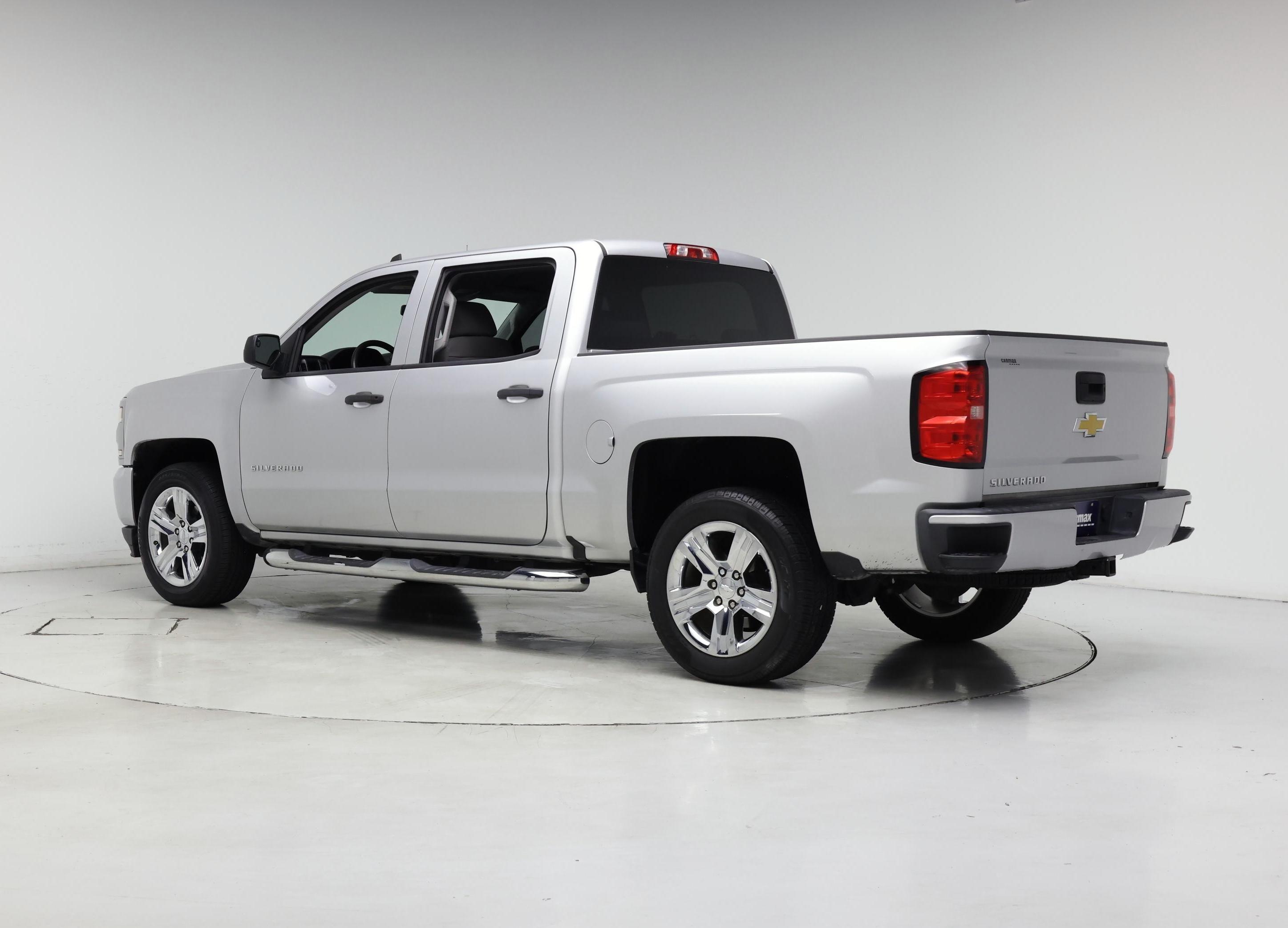 Thumbnail: 2018 Chevrolet Silverado 1500 - 2