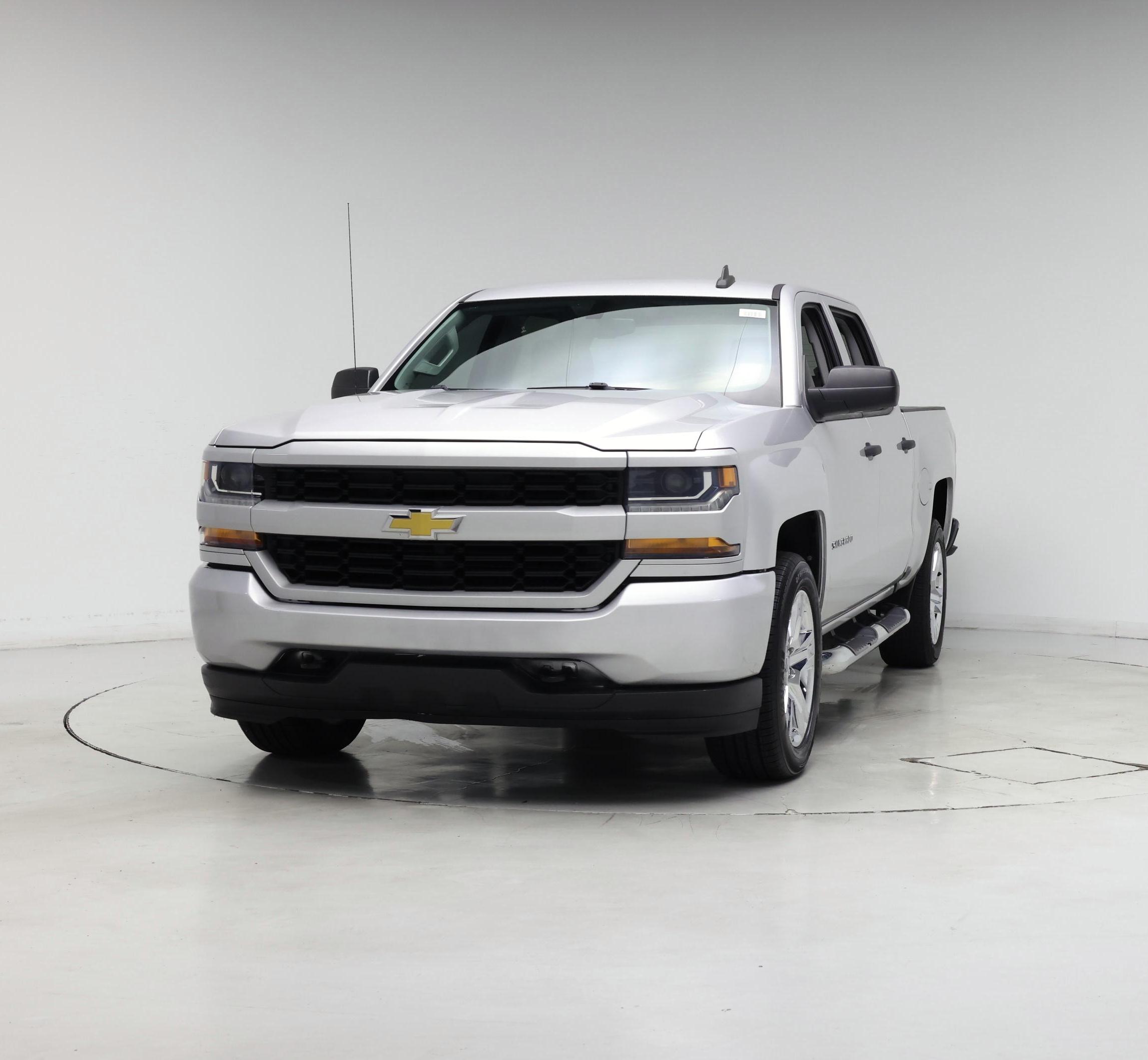 Thumbnail: 2018 Chevrolet Silverado 1500 - 4