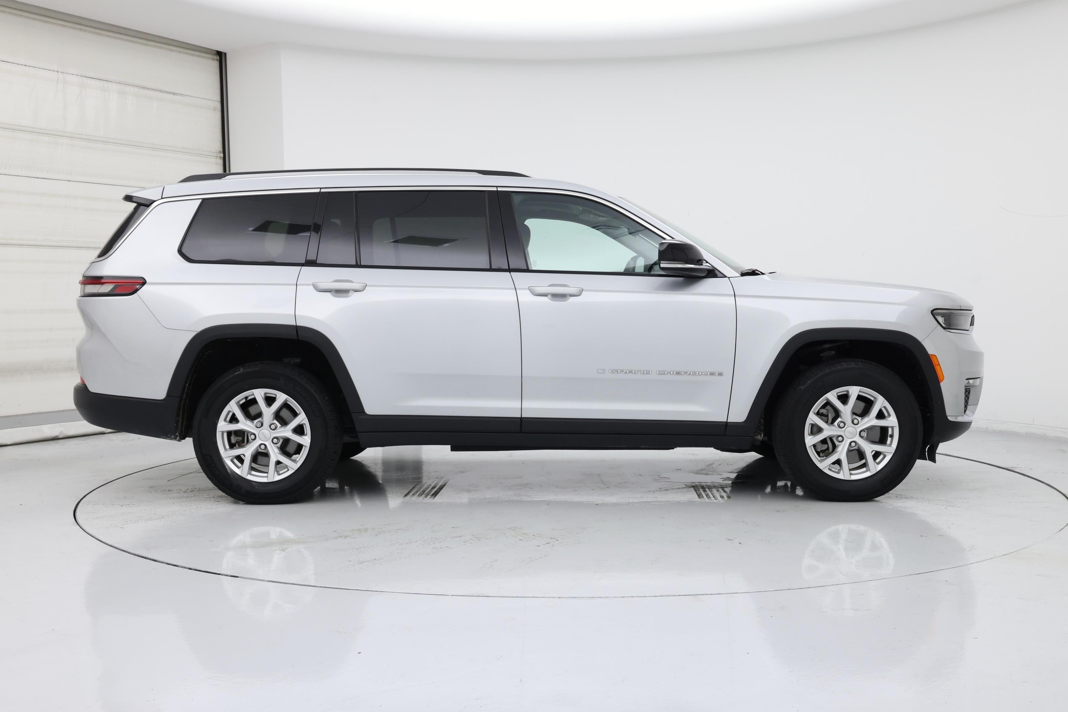 Thumbnail: 2023 Jeep Grand Cherokee L - 7