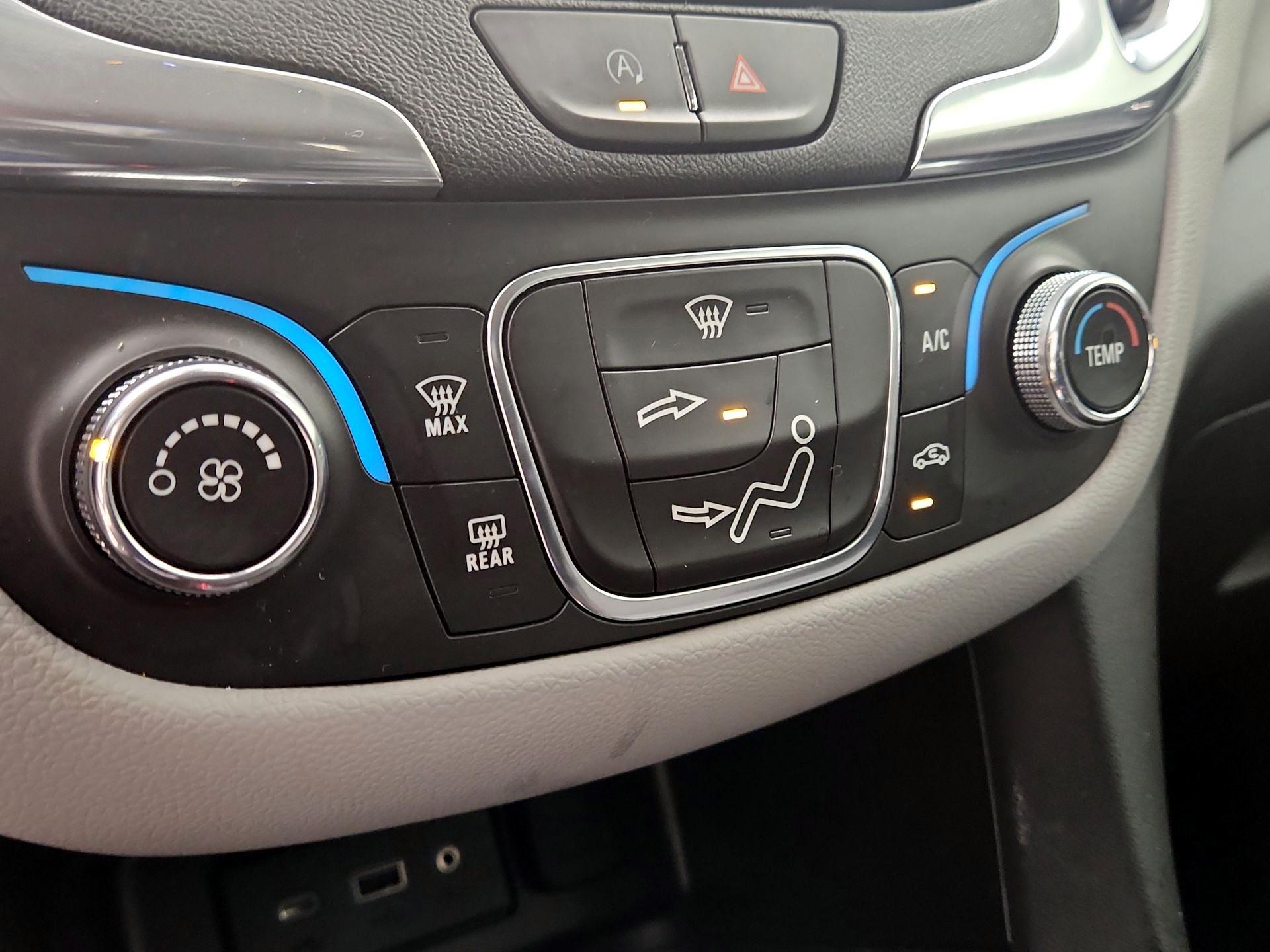 Thumbnail: 2024 Chevrolet Equinox - 16